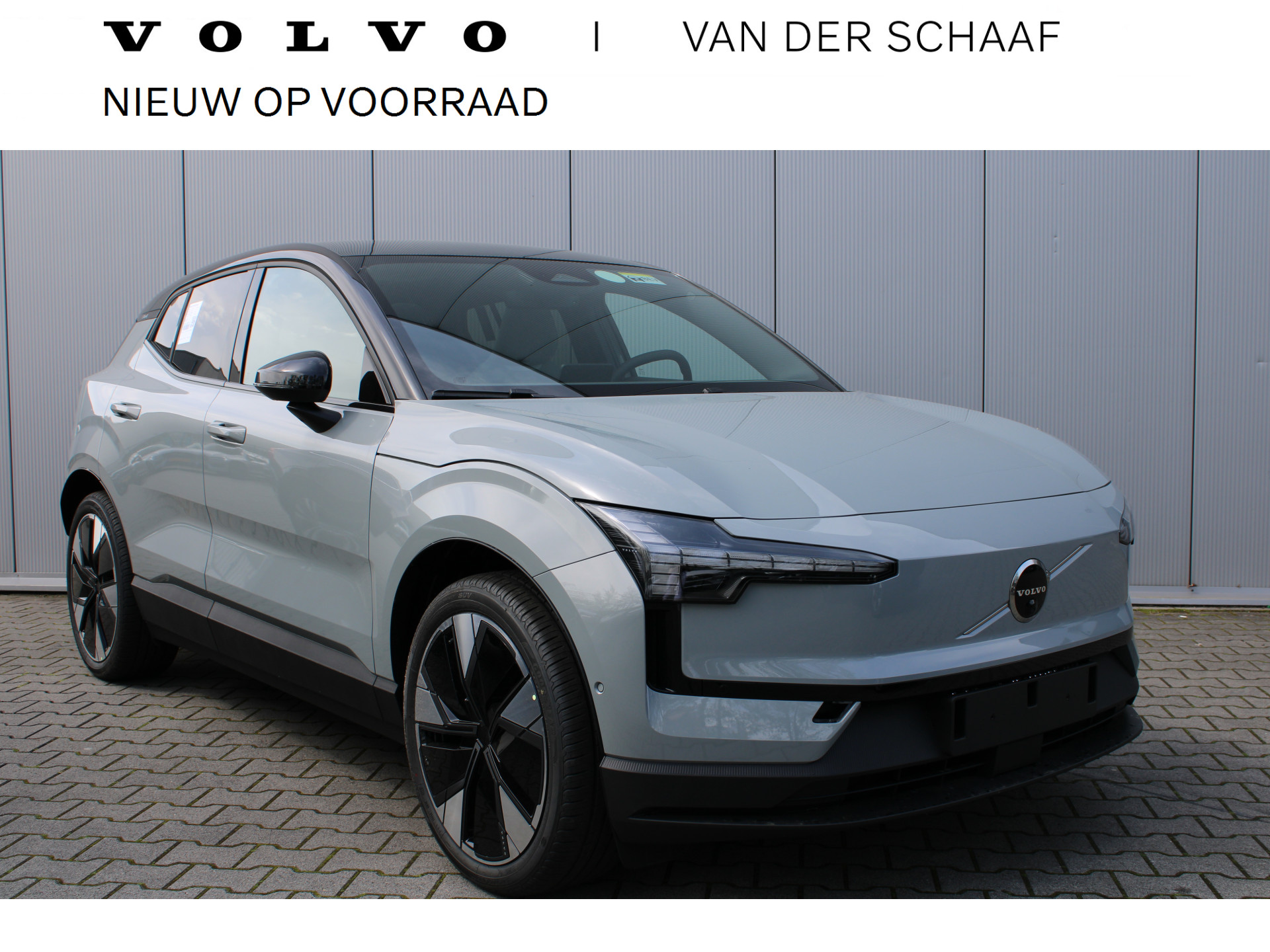Volvo EX30 Extended Range Plus 69 kWh | Pine Interieur | komt in aanmerking voor € 2950,- subsidie | Stoel verwarming | direct leverbaar