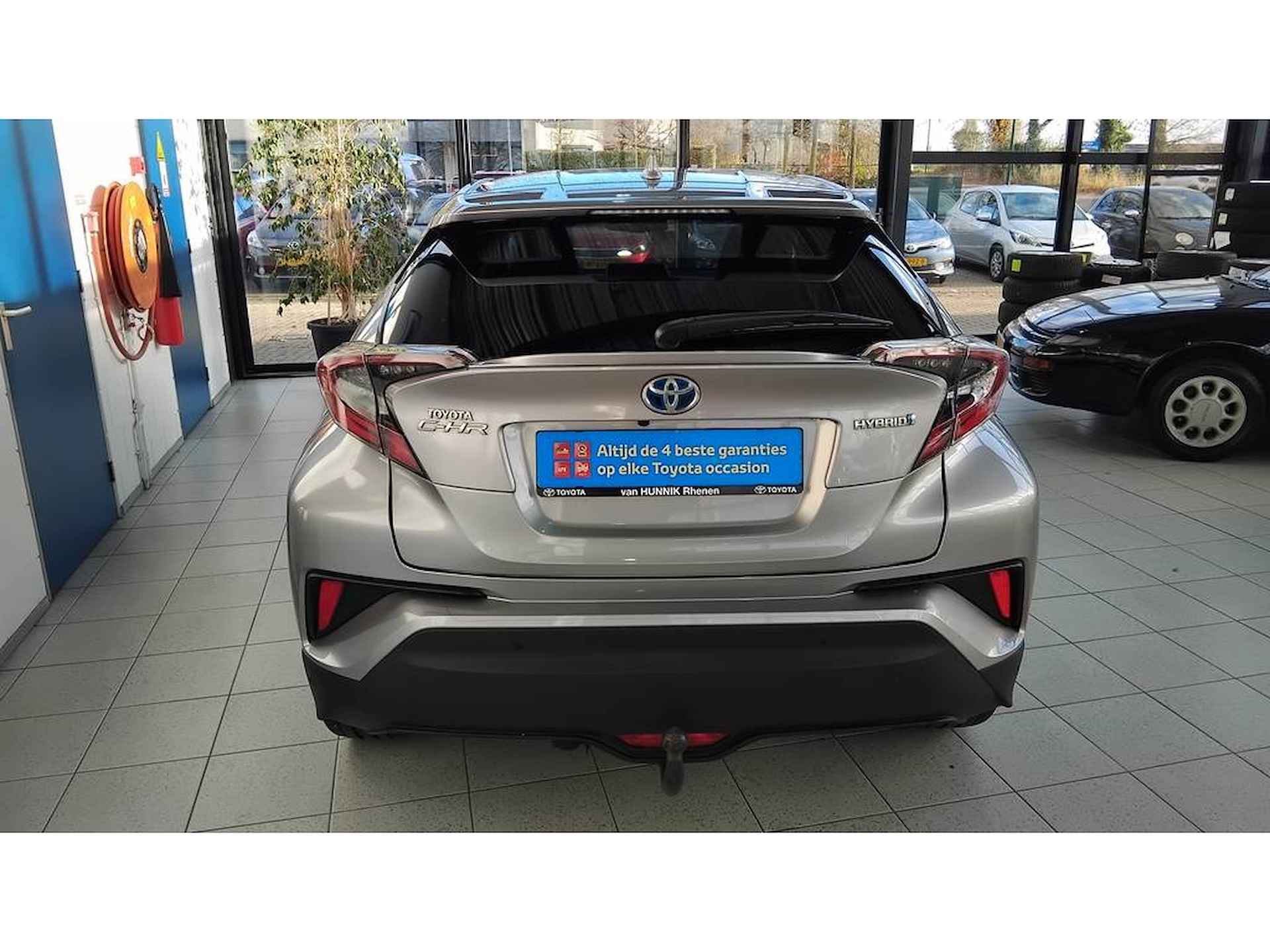 Toyota C-HR 1.8 Premium Trekhaak Navi JBL Dodehoek - 3/26