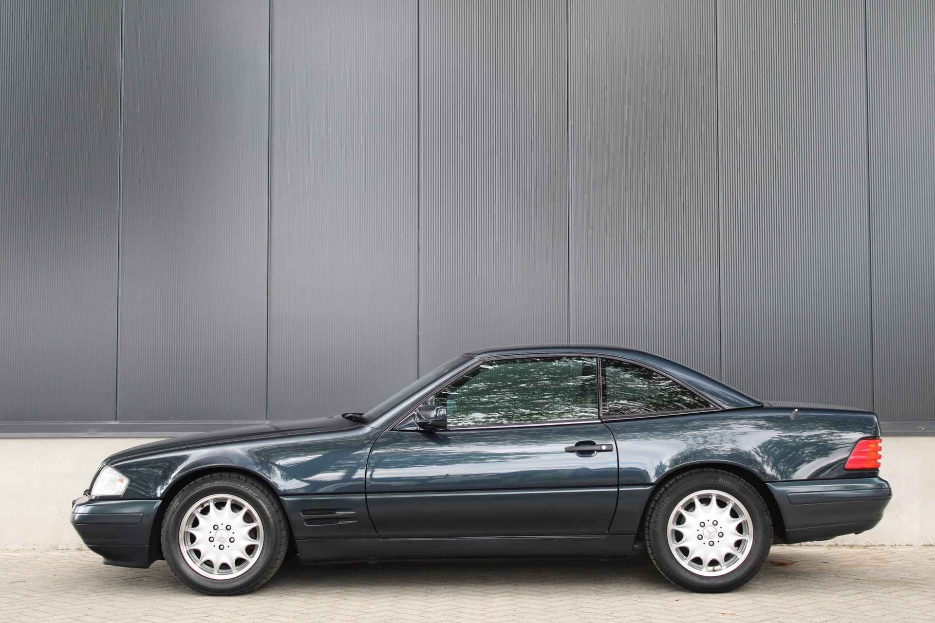 Mercedes-Benz SL 280 | Hardtop met glazen dak | Xenon | Leder | Voll. onderhouden! | - 2/39