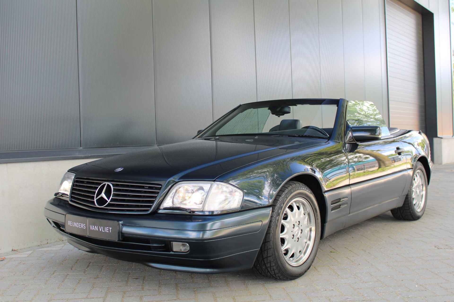 Mercedes-Benz SL 280 | Hardtop met glazen dak | Xenon | Leder | Voll. onderhouden! | - 4/39