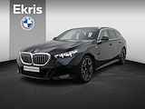 BMW 5 Serie Touring 520d xDrive M Sportpakket | Innovation Pack | Travel Pack | Comfort Pack | Adaptief Onderstel Professional | Trekhaak |  Panoramadak |