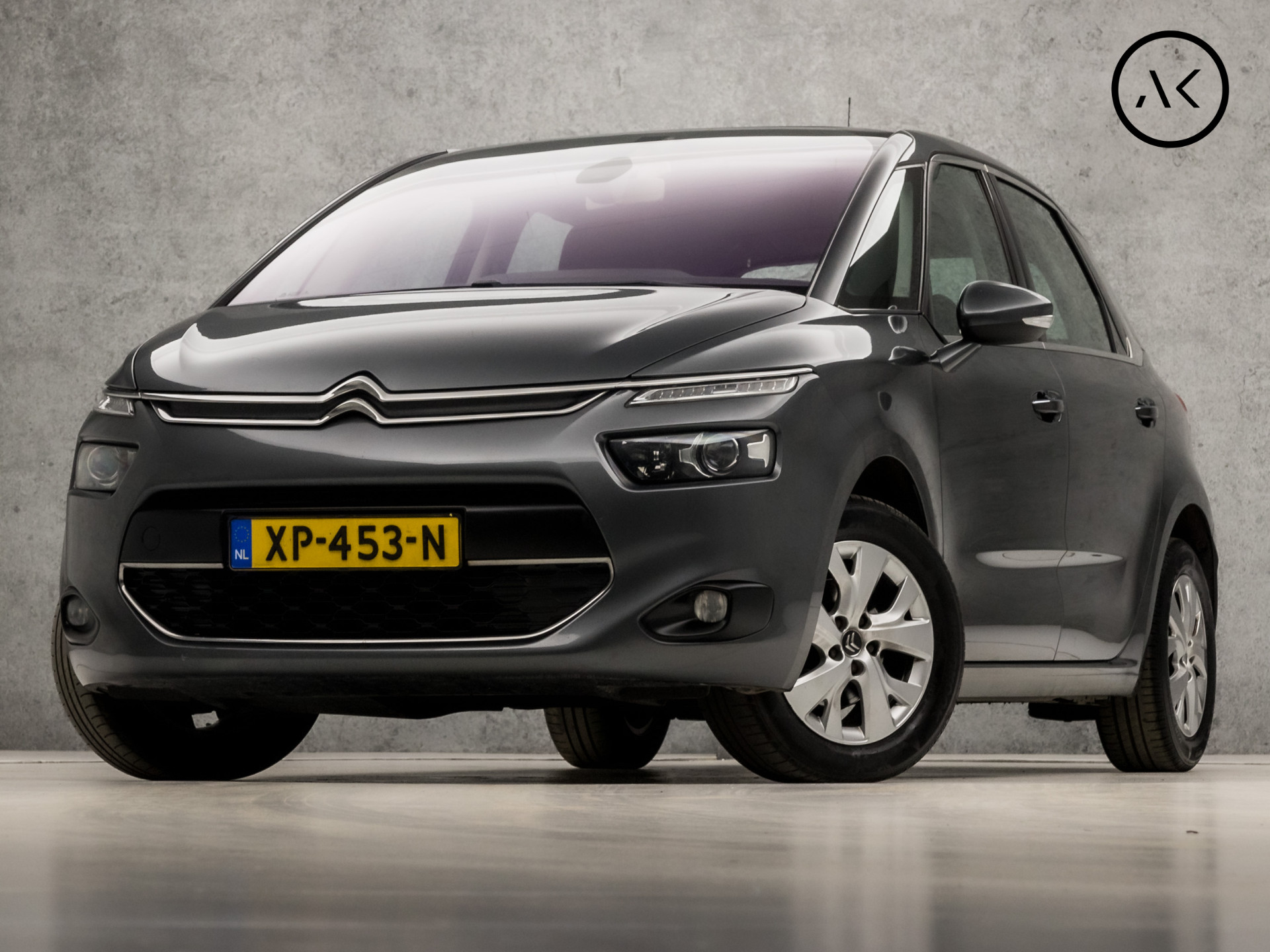 Citroën C4 Picasso 1.6 VTi Luxury Sport (NAVIGATIE, VIRTUAL COCKPIT, CAMERA, TREKHAAK, SPORTSTOELEN, LM VELGEN, CRUISE CONTROL, PARKEERSENSOREN, NIEUWSTAAT)