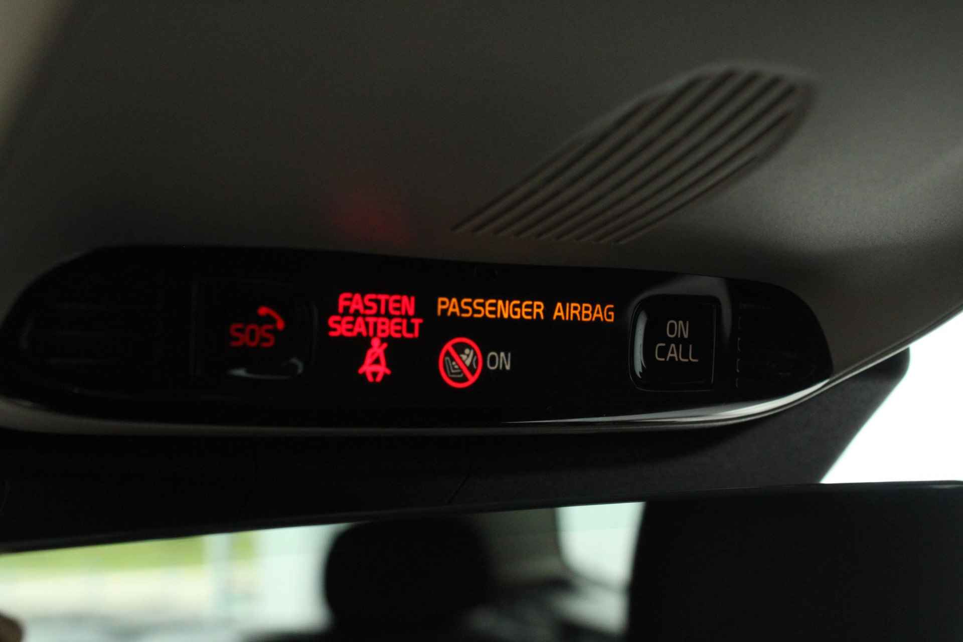 Volvo XC60 B4 AUT-8 Momentum, Full map Navigatie, Trekhaak, Parkeersensoren voor en achter, Parkeer Camera achter, Stoelverwarming, Stuurwielverwarming, - 15/34