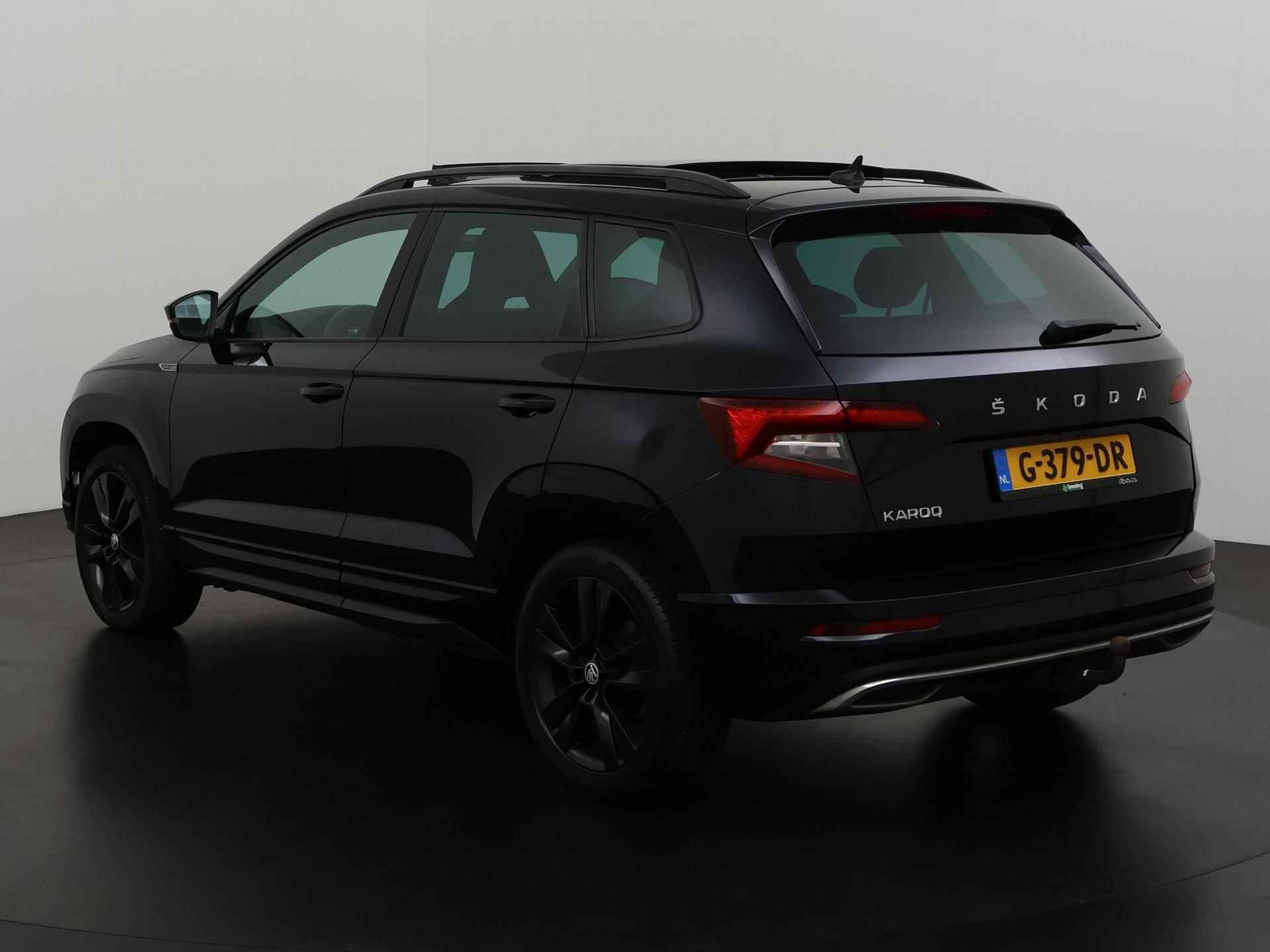 Skoda Karoq 1.5 TSI ACT Sportline Business | Panoramadak | Trekhaak | Adapt cruise | Elek klep | Zondag open! - 6/44