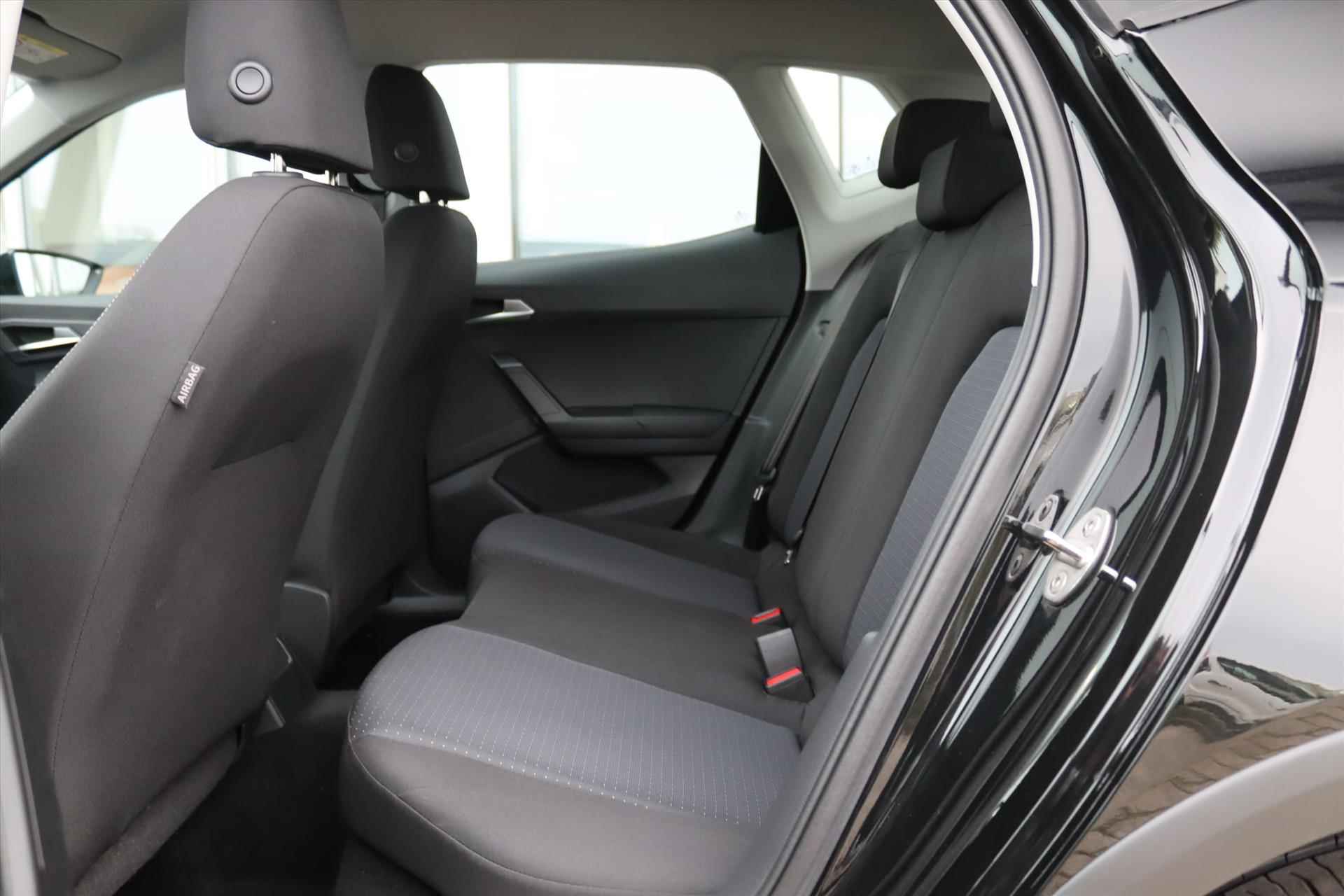 Seat Arona 1.0TSI  110PK AUTOMAAT STYLE Navi Carplay | Adapt.cruise | Led | Keyless | 16 Inch Lm | Pdc | - 9/53