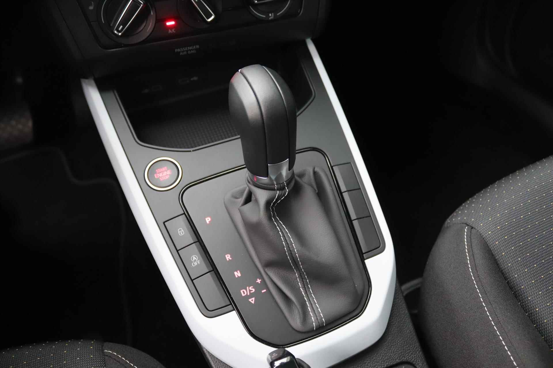 Seat Arona 1.0TSI  110PK AUTOMAAT STYLE Navi Carplay | Adapt.cruise | Led | Keyless | 16 Inch Lm | Pdc | - 27/53