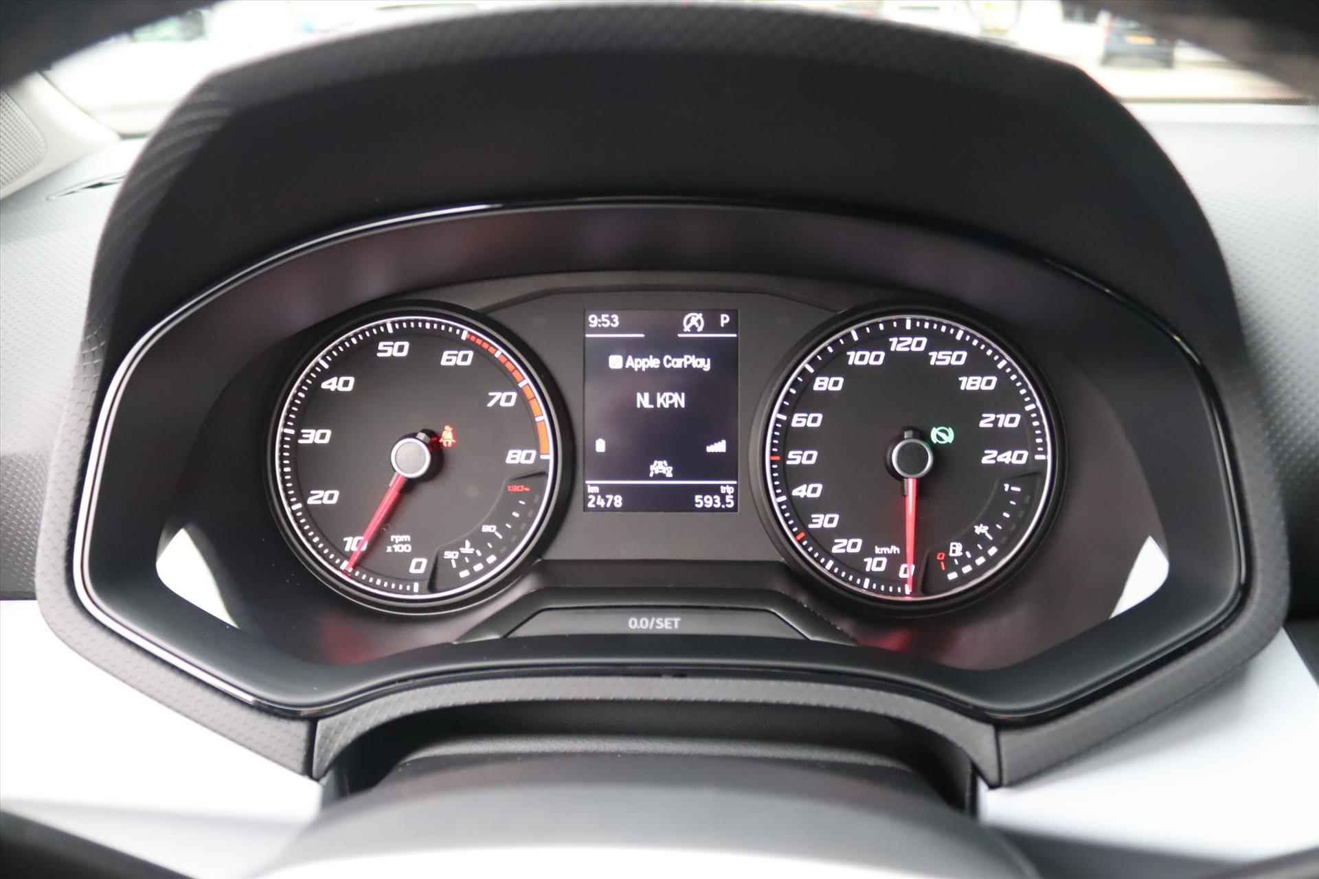 Seat Arona 1.0TSI  110PK AUTOMAAT STYLE Navi Carplay | Adapt.cruise | Led | Keyless | 16 Inch Lm | Pdc | - 28/53