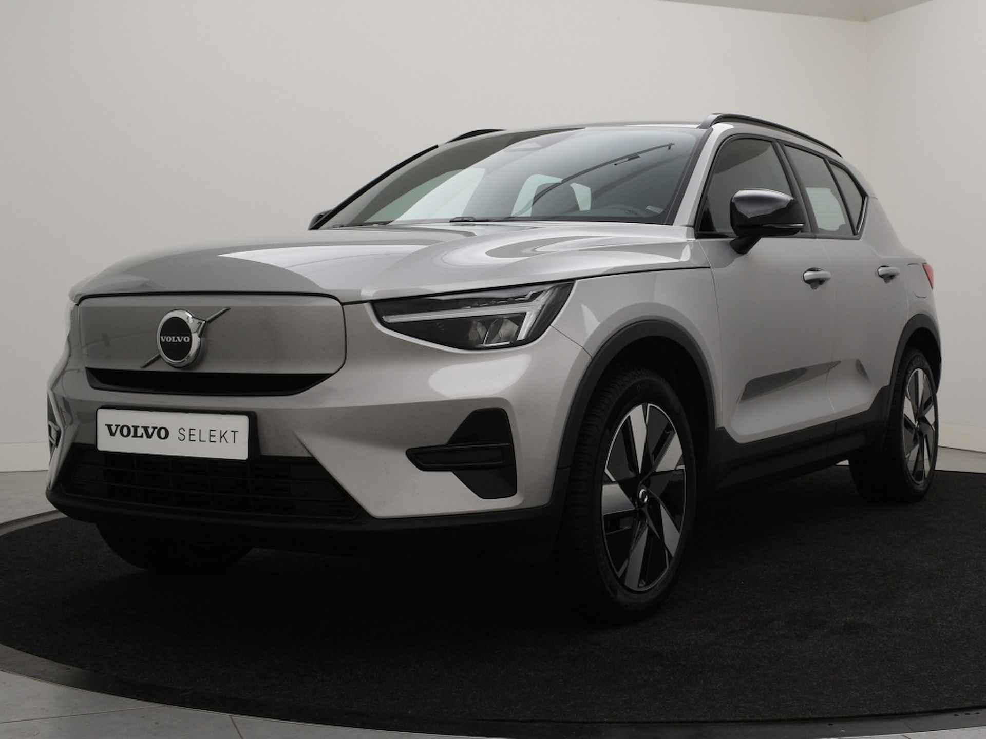 Volvo XC40 SINGLE MOTOR CORE GOOGLE MAPS CAMERA 19INCH - 2/30