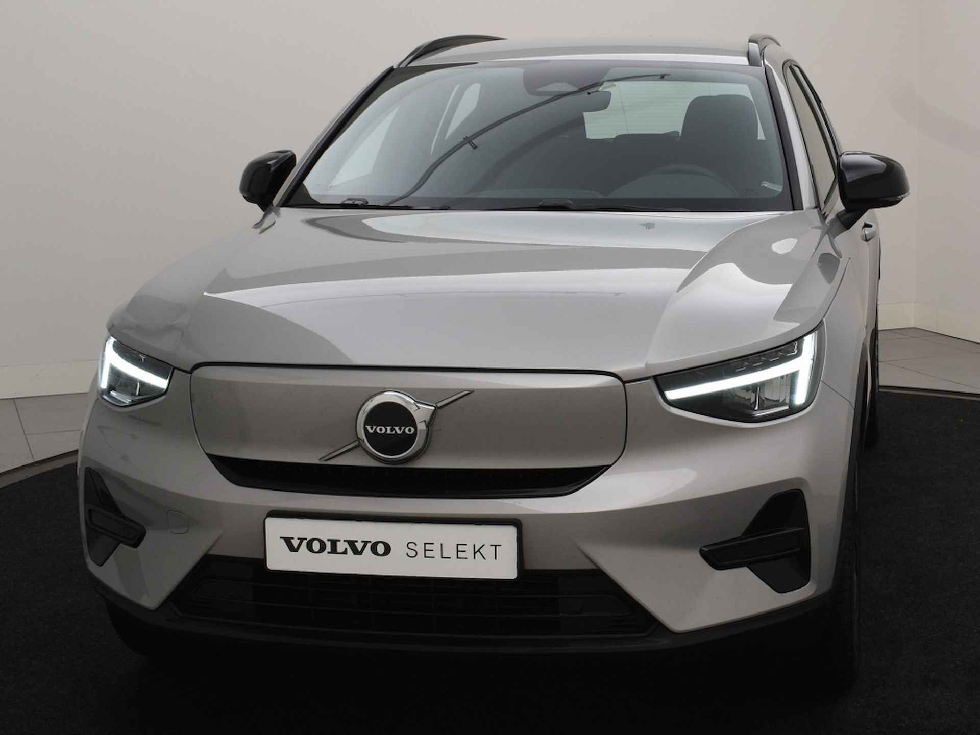 Volvo XC40 SINGLE MOTOR CORE GOOGLE MAPS CAMERA 19INCH - 6/30