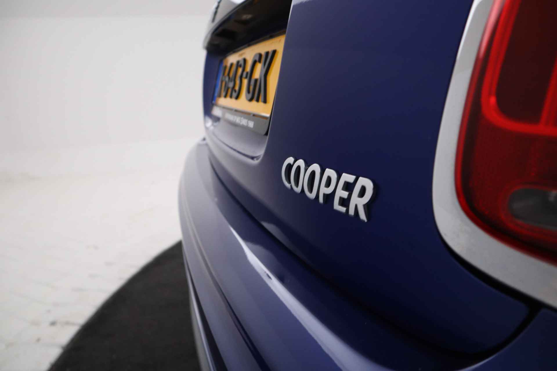 MINI Cabrio 1.5 Cooper Chili JCW John Cooper works pakket, Leer, Vlimate, etc. etc. - 30/31