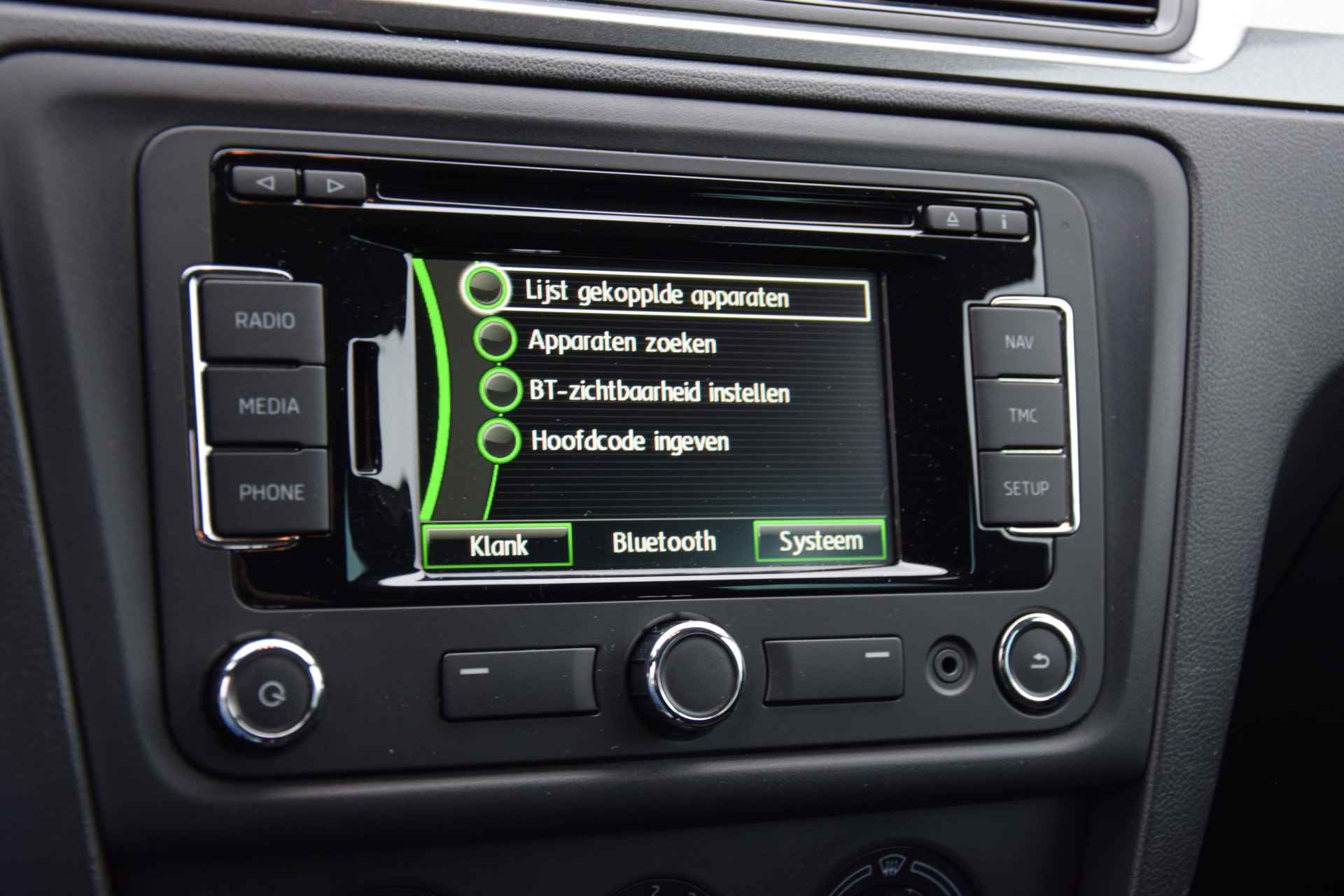 Škoda Rapid 1.2 TSI 86PK Greentech Ambition Businessline | Org. NL | BOVAG Garantie | Dealer onderhouden | Navigatie | Bleutooth | Cruise Control | 16inch LM Velgen | - 18/32