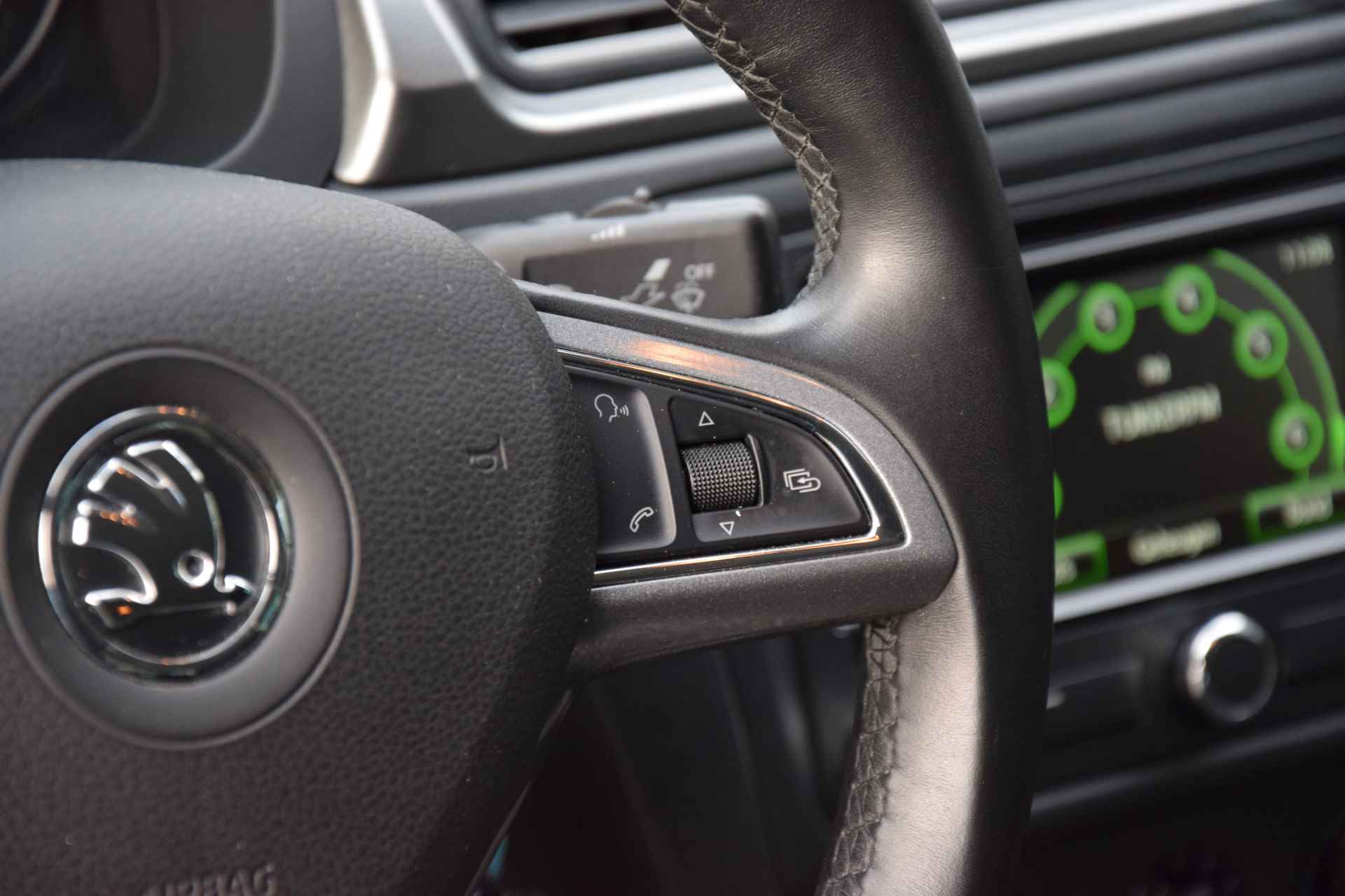 Škoda Rapid 1.2 TSI 86PK Greentech Ambition Businessline | Org. NL | BOVAG Garantie | Dealer onderhouden | Navigatie | Bleutooth | Cruise Control | 16inch LM Velgen | - 22/32