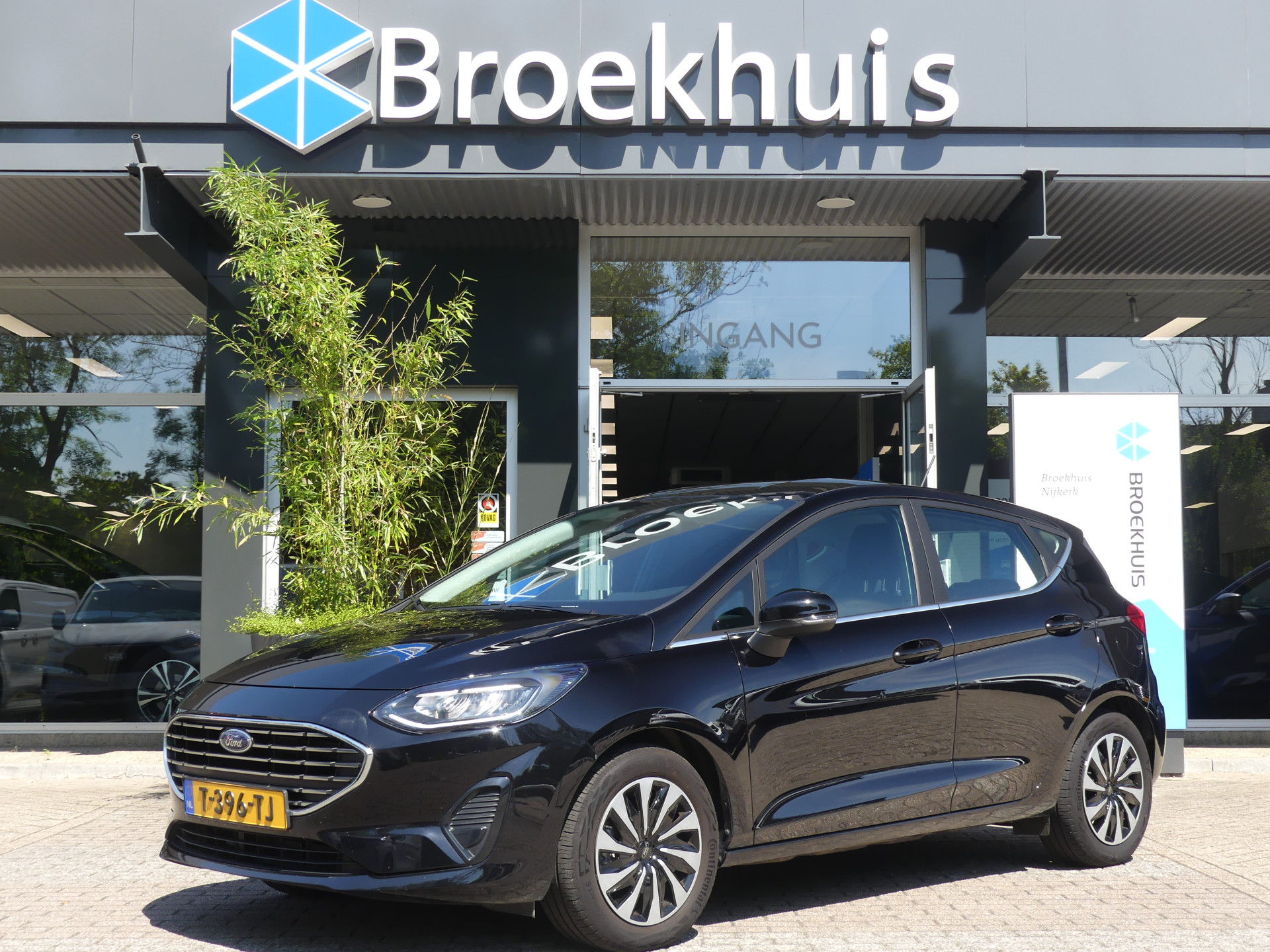 Ford Fiesta 1.0 EcoBoost Hybrid 125PK Titanium | KEYLESS ENTRY/START | STOEL+STUURVERWARMING |