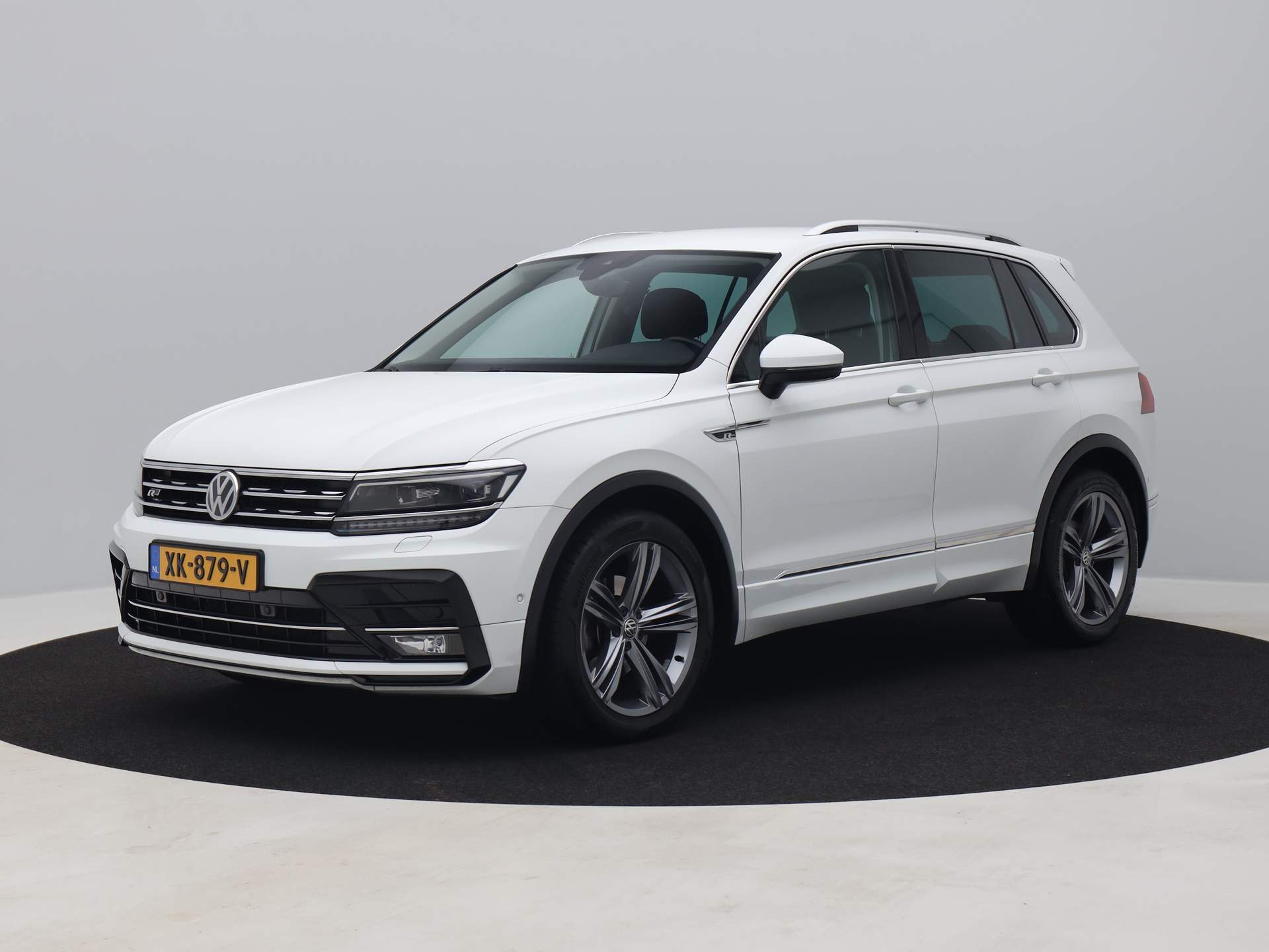 Volkswagen Tiguan 2.0 TDI 150 PK DSG-7 Highline R-Line | KEYLESS | ADAPTIVE | VIRTUAL | TREKHAAK