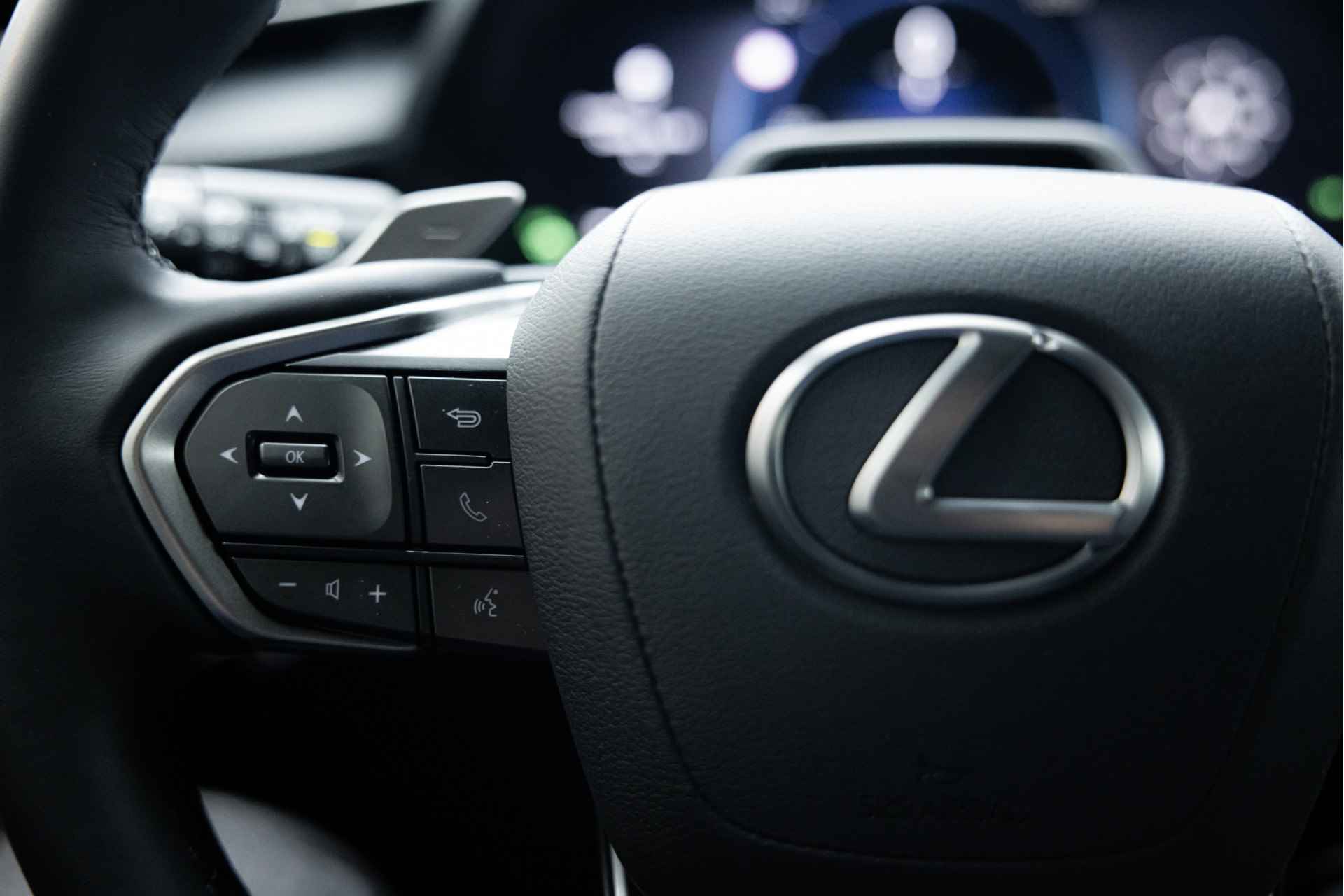 Lexus LBX Relax 2WD | Tech Pack | Keyless | Carplay | - 18/58