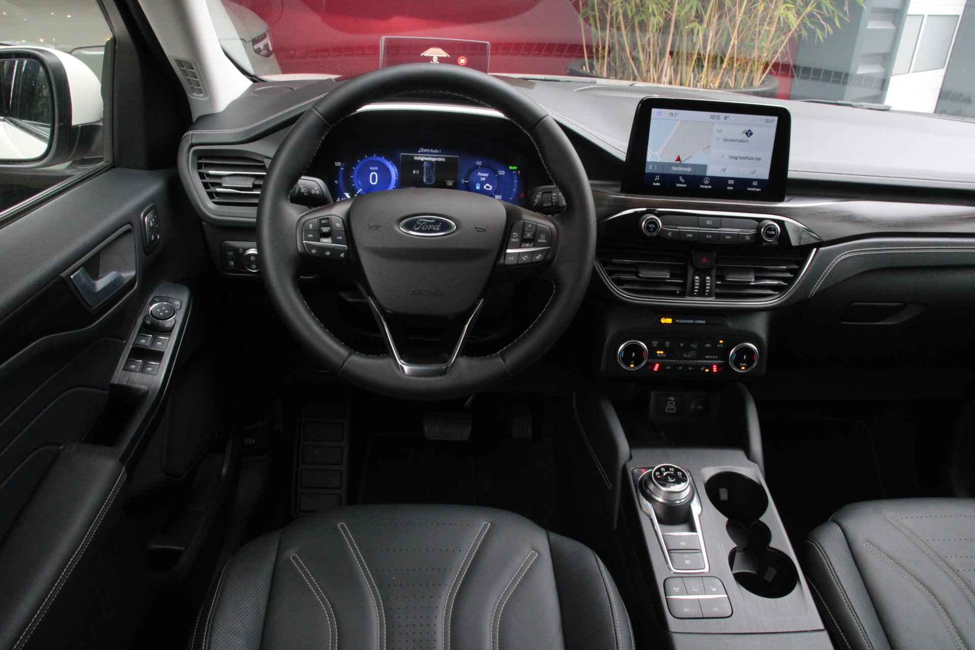 Ford Kuga 2.5 PHEV Vignale | Matrix LED | Head-up display | Trekhaak | Adaptive Cruise | 20'' Velgen - 9/17
