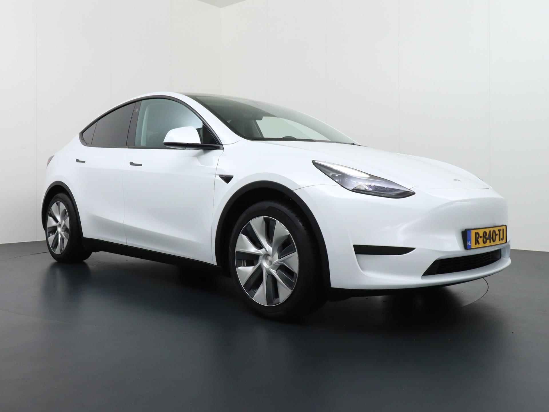 Tesla Model Y RWD 58 kWh RIJKLAARPRIJS TESLA GARANTIE T/M 12-2026/80.000KM AANDRIJVING EN ACCU T/M 12-2030 - 2/47