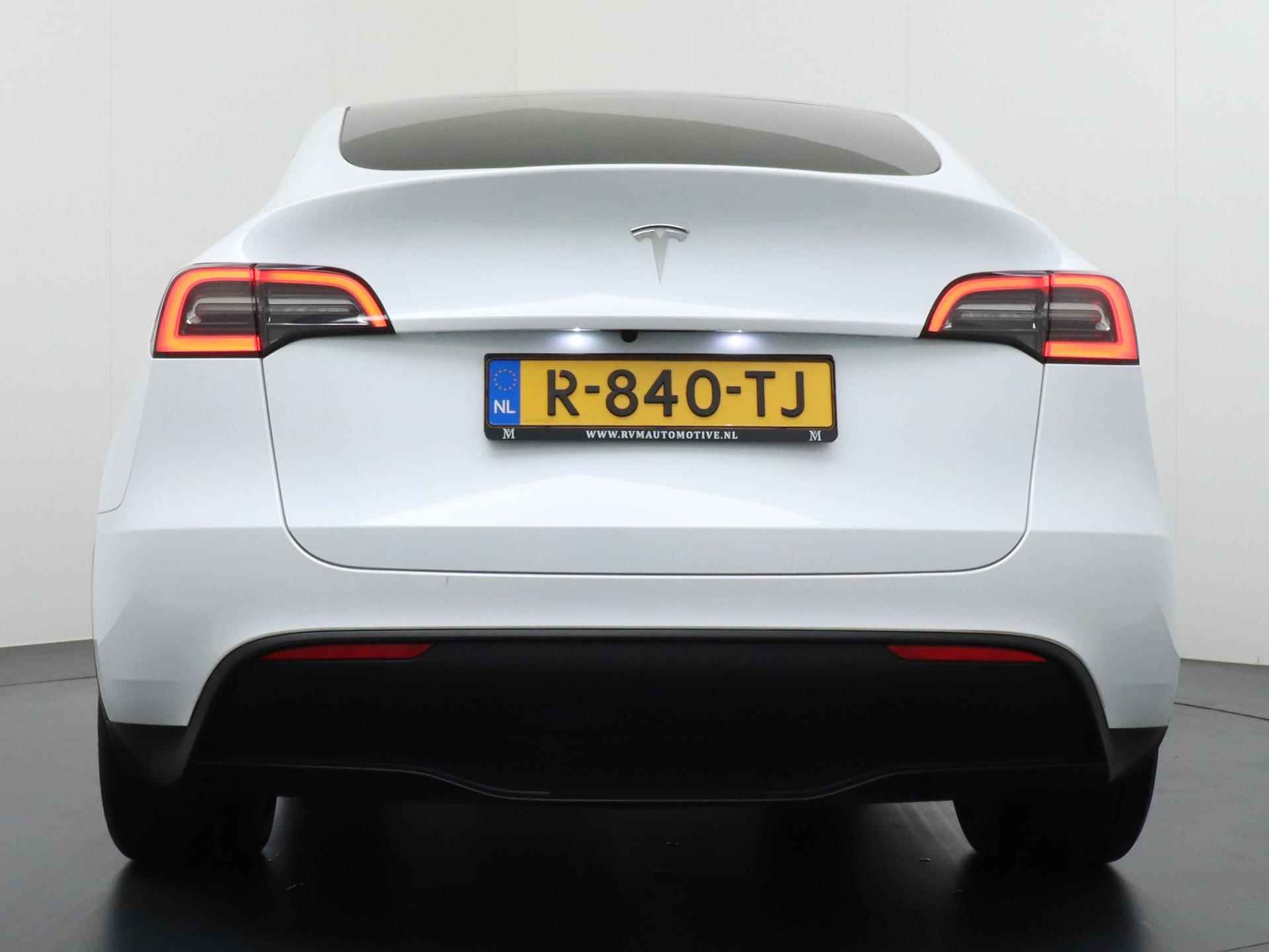 Tesla Model Y RWD 58 kWh RIJKLAARPRIJS TESLA GARANTIE T/M 12-2026/80.000KM AANDRIJVING EN ACCU T/M 12-2030 - 6/47