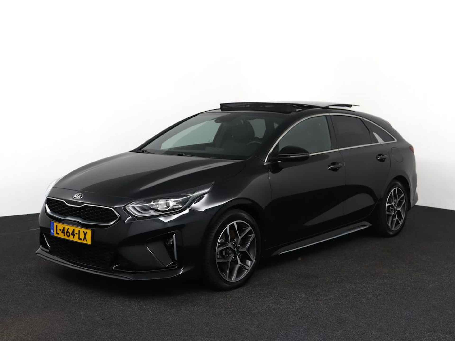 Kia ProCeed 1.5 T-GDI GT-Line Sportstoelen - Automaat - Apple carplay-Android auto - Fabrieksgarantie tot 05-2028 - 2/58