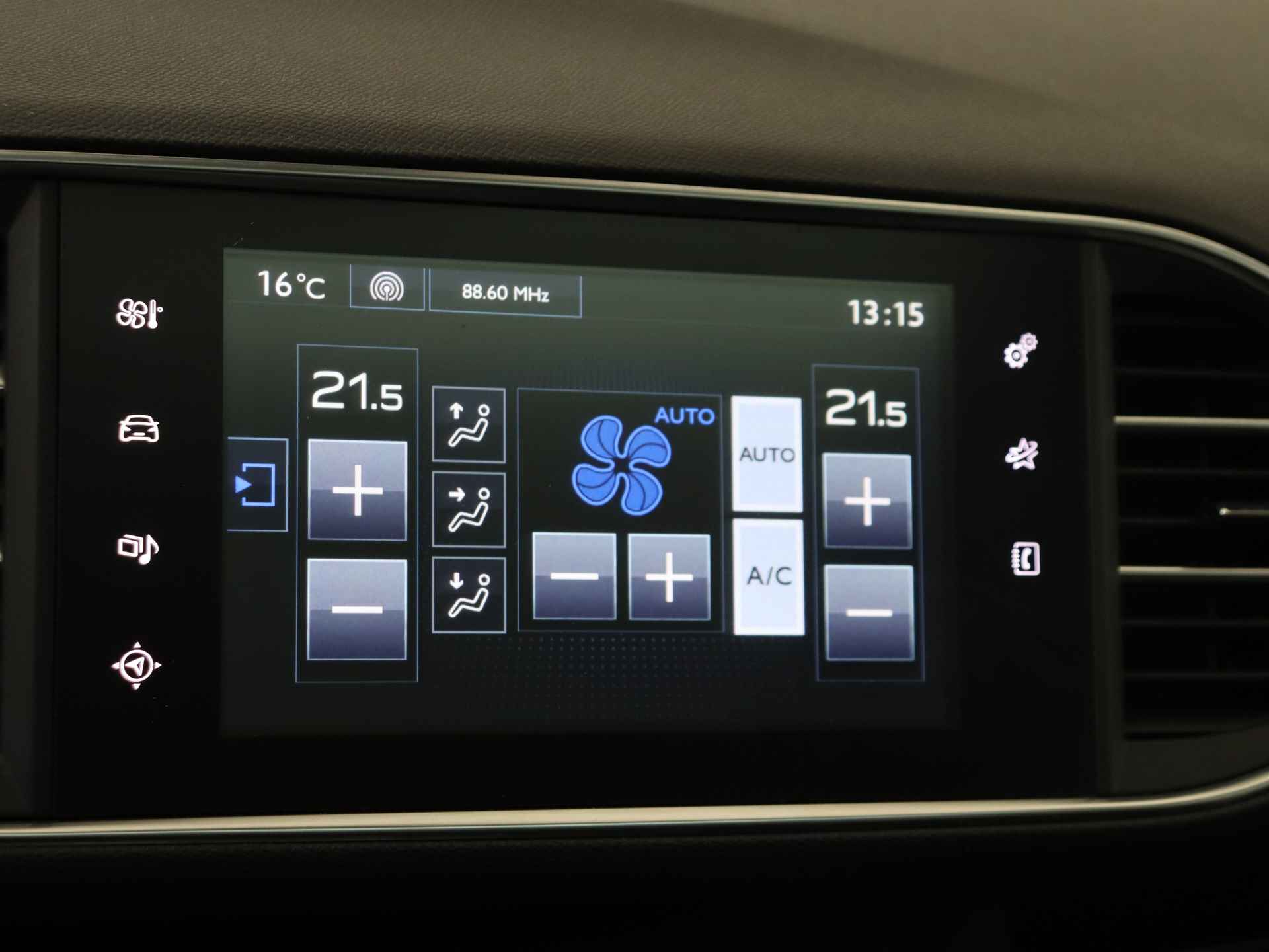 Peugeot 308 SW 1.2 e-THP Première 130 pk | Panorama dak | Climate Control - 19/34