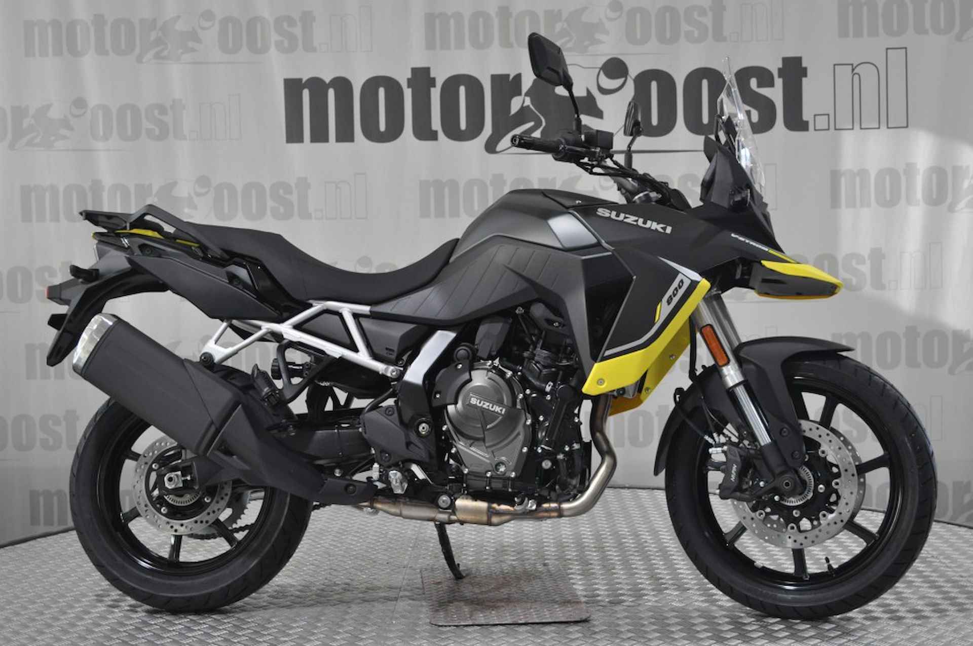 SUZUKI V-strom 800 De - 3/17