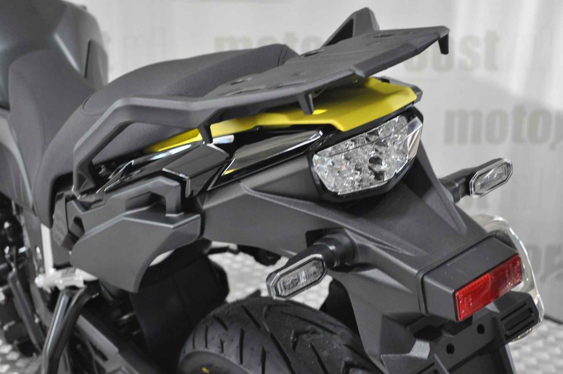 SUZUKI V-strom 800 De - 6/17