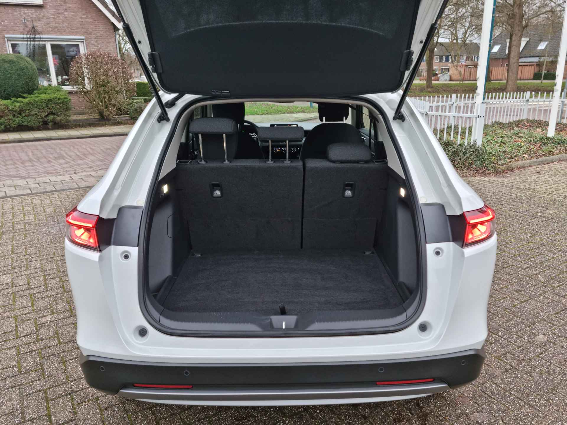 Honda HR-V 1.5 e:HEV Elegance Navigatie, Voorstoelen verwarmd, Camera , All-in Rijklaarprijs - 5/26