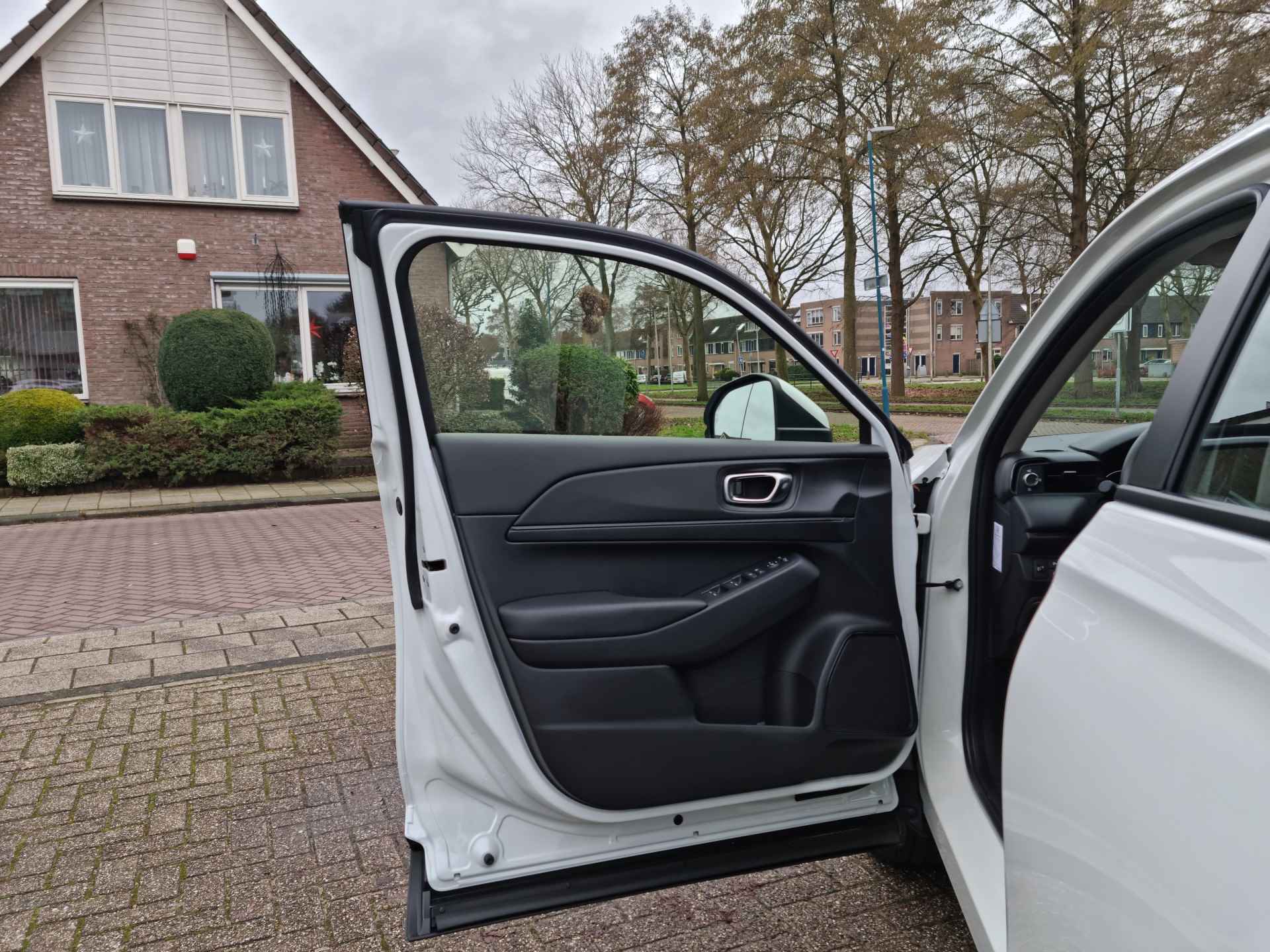 Honda HR-V 1.5 e:HEV Elegance Navigatie, Voorstoelen verwarmd, Camera , All-in Rijklaarprijs - 10/26