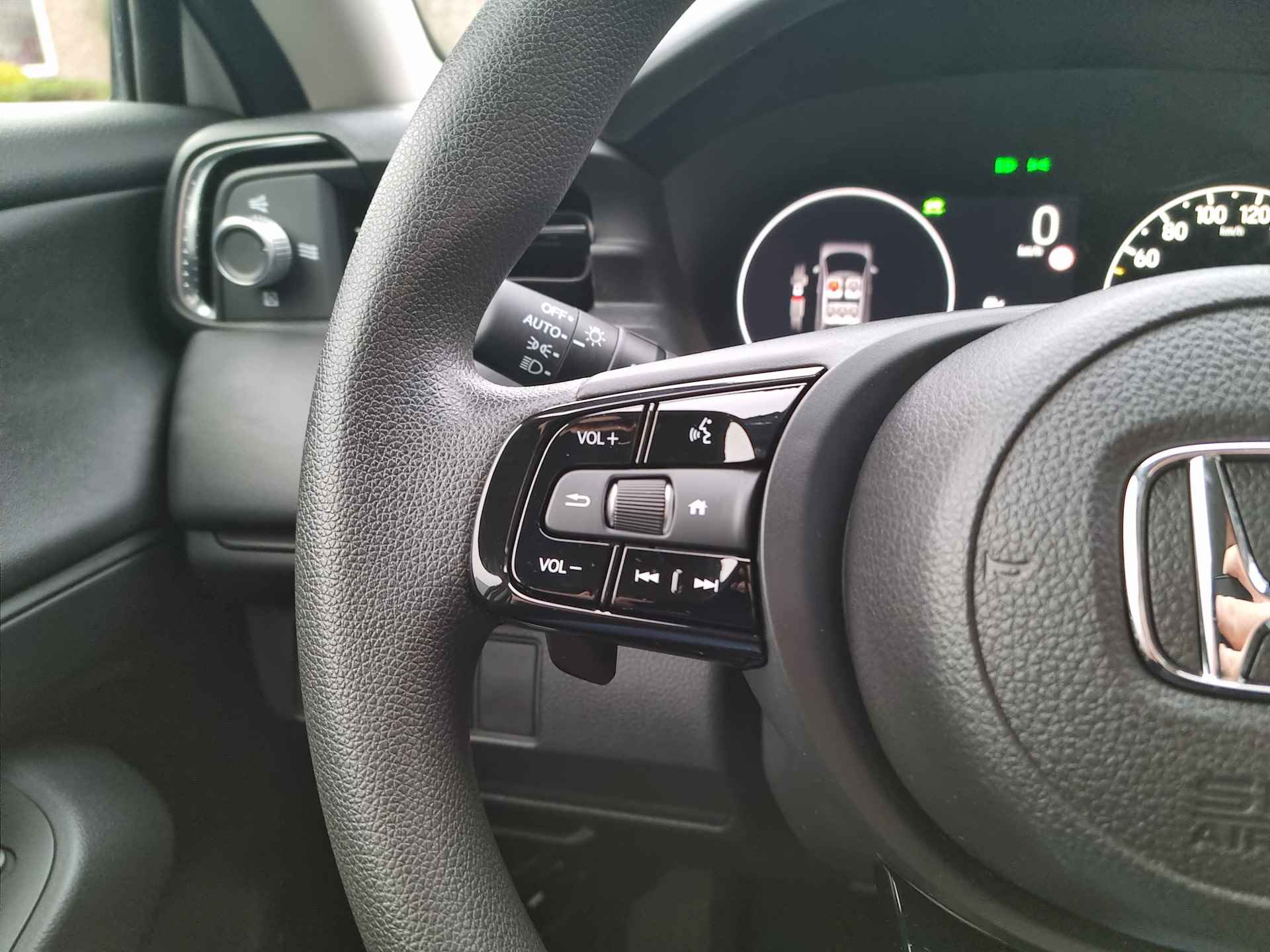 Honda HR-V 1.5 e:HEV Elegance Navigatie, Voorstoelen verwarmd, Camera , All-in Rijklaarprijs - 17/26