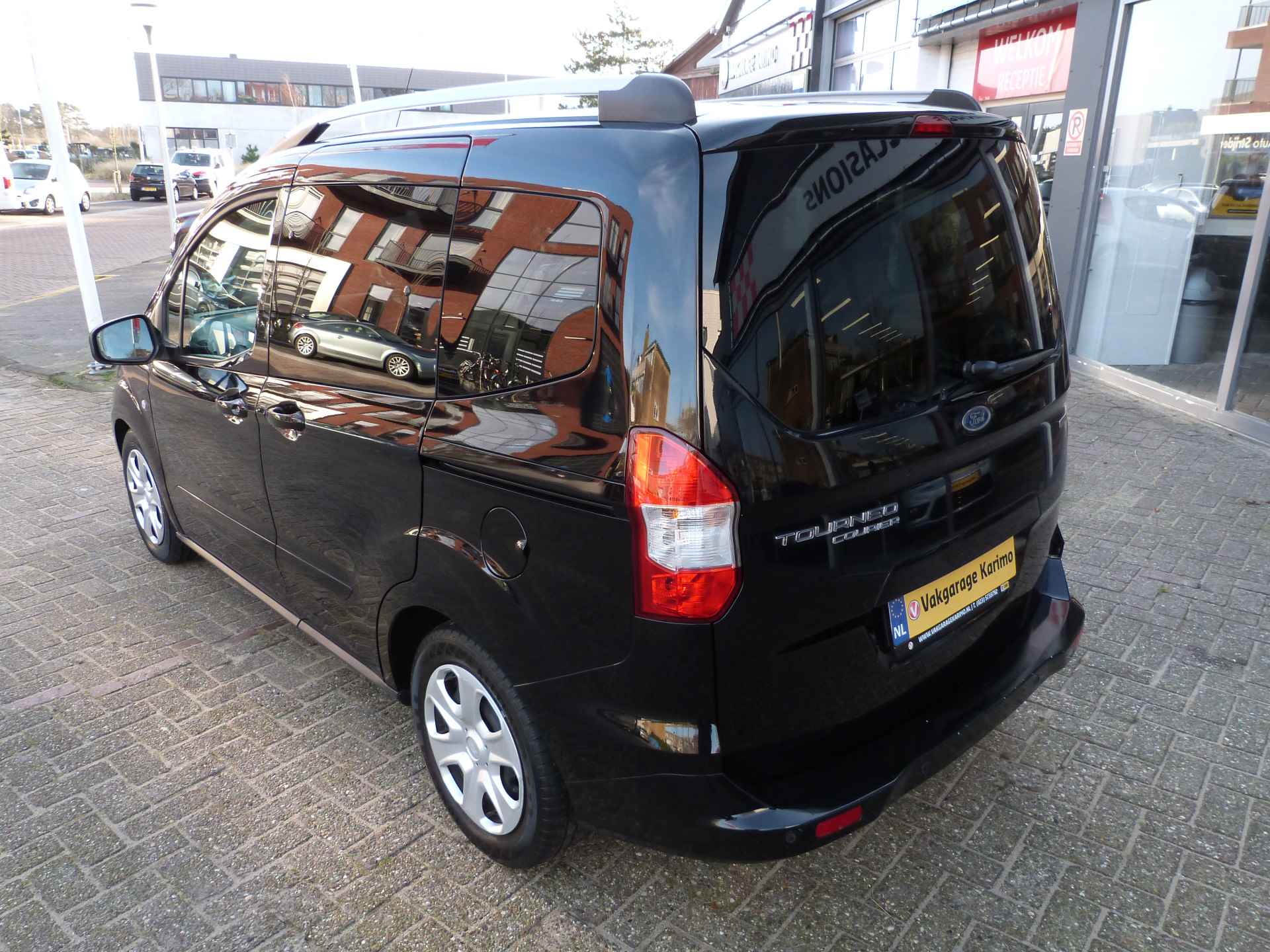 Ford Tourneo Courier 1.0 Titanium - 7/16