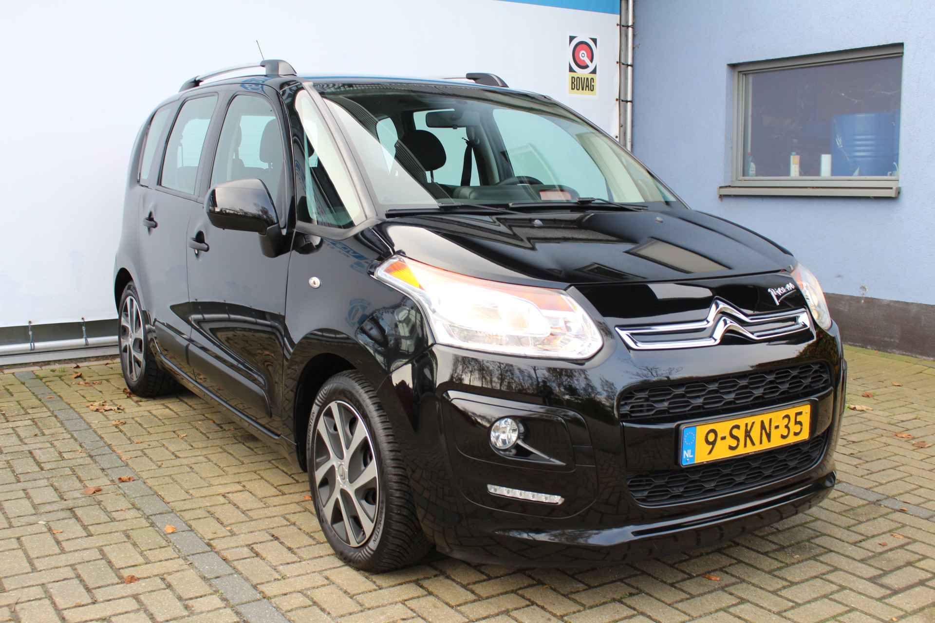 Citroën C3 Picasso 1.6 VTi Tendance | 120pk! | Nieuwe APK | 2e Eigenaar | Cruise controle | Airco | Trekhaak | Digital cockpit | Verschuifbare achterbank | Volledige onderhoud historie aanwezig | Elektrische ramen | Elektrisch verstelba Centrale deurvergrendeling met zender | Origineel NL auto | NAP | - 5/46