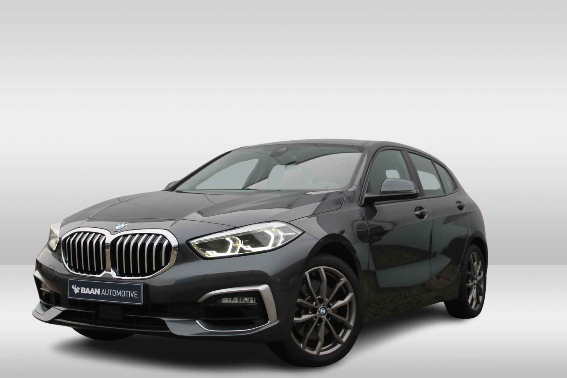 BMW 1-serie 120i Luxury Line | Leder | Apple CarPlay | - 4/26