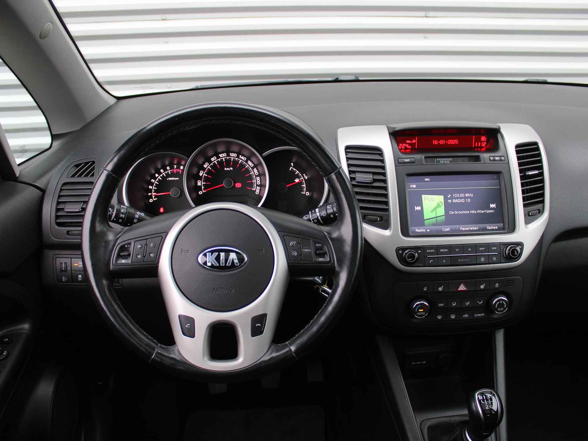 Kia Venga 1.6 CVVT ExecutiveLine | Airco | Panoramadak | Cruise | Camera | 16" LM | - 10/33