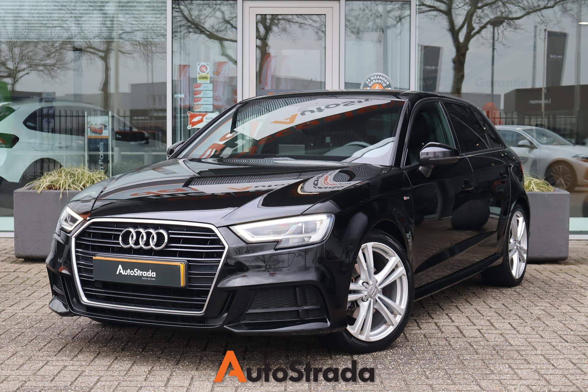 Audi A3 Sportback 1.0 S-Line TFSI 116pk | Carplay | Navi | Cruise | Climate | Parkeersensoren