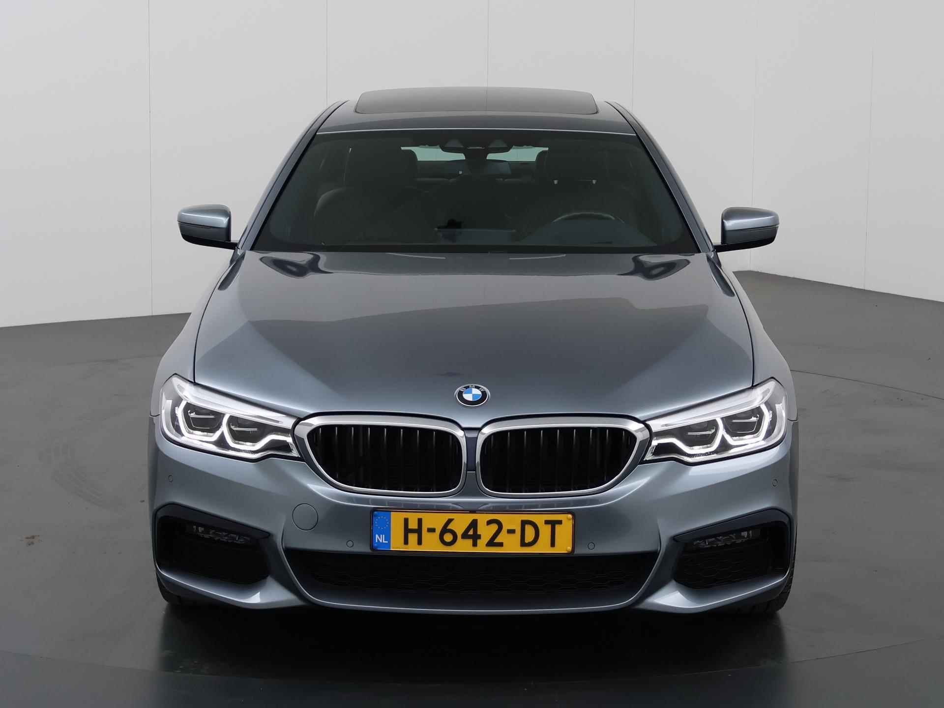 BMW 5-serie 540d xDrive High Executive | M-Sport | Exclusief Leder | Ele.zetels + geheugen | Schuif/Kantel | HUD | LED | Camera | Digitaal Dashboard | Stoelverwarming | Trekhaak | - 5/46