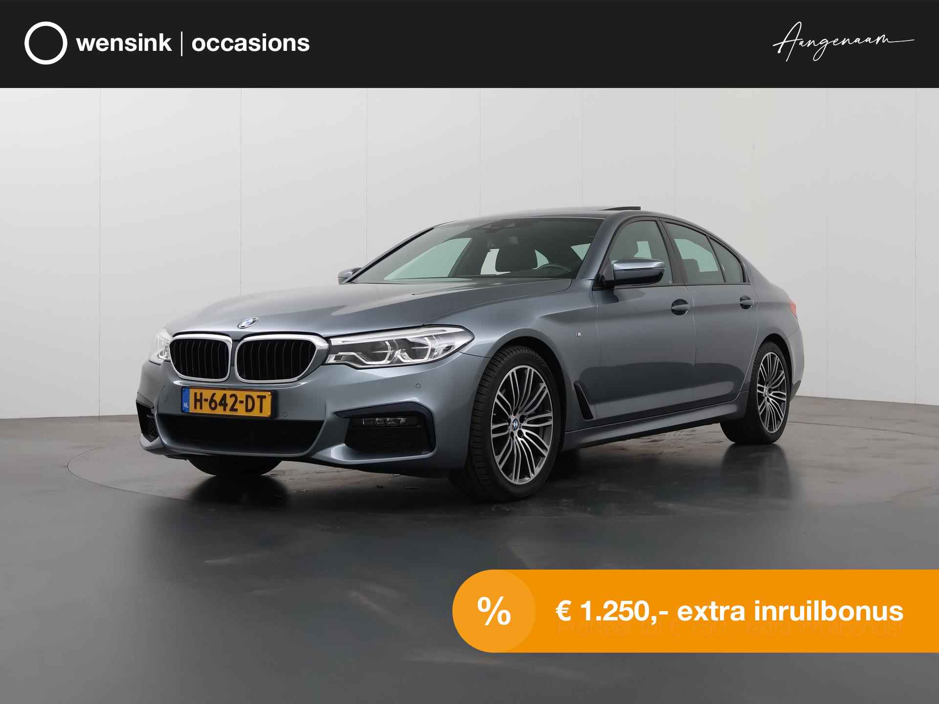 BMW 5-serie 540d xDrive High Executive | M-Sport | Exclusief Leder | Ele.zetels + geheugen | Schuif/Kantel | HUD | LED | Camera | Digitaal Dashboard | Stoelverwarming | Trekhaak | - 1/46