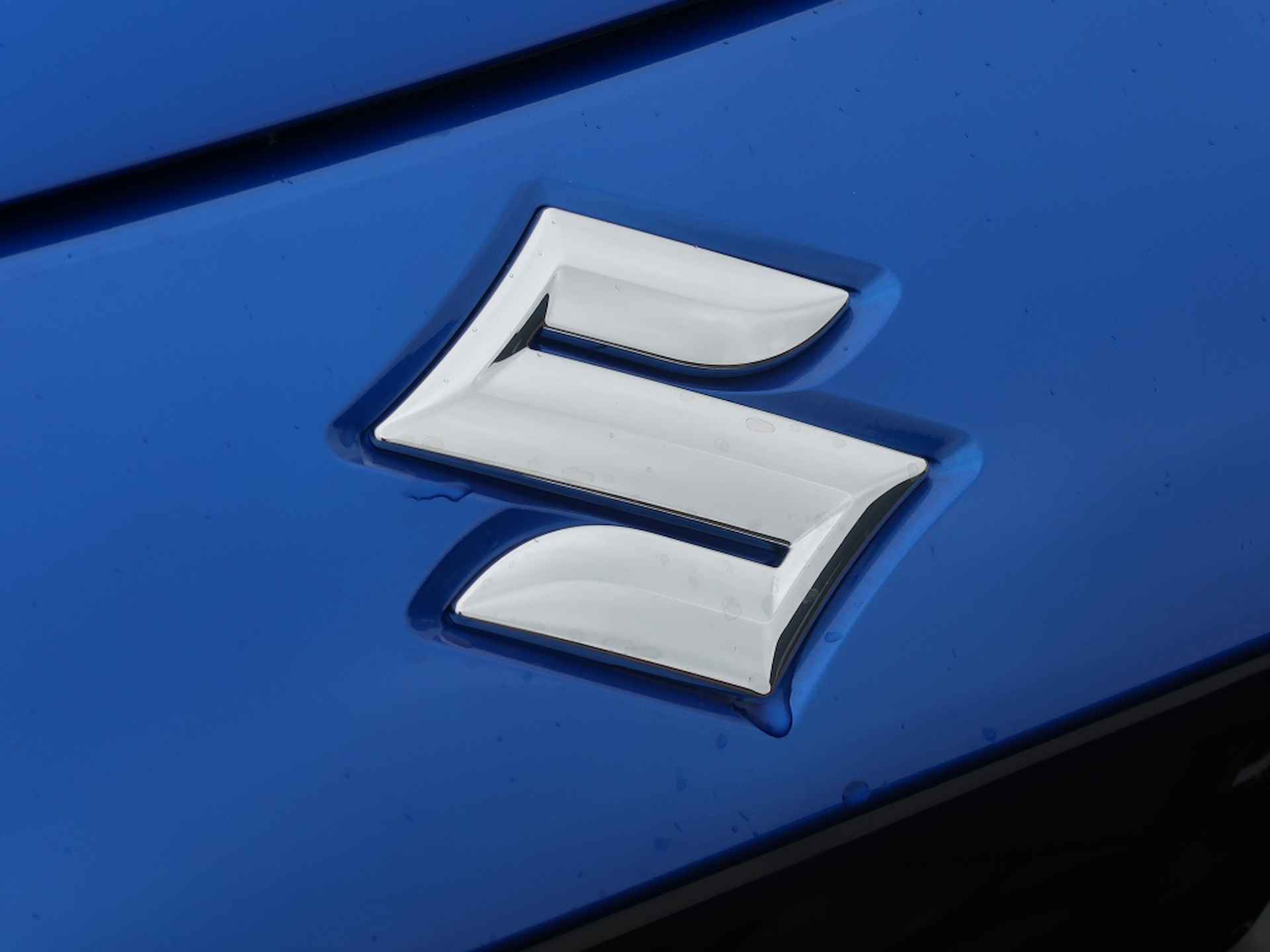 Suzuki Swift 1.2 Style Smart Hybrid - 34/34