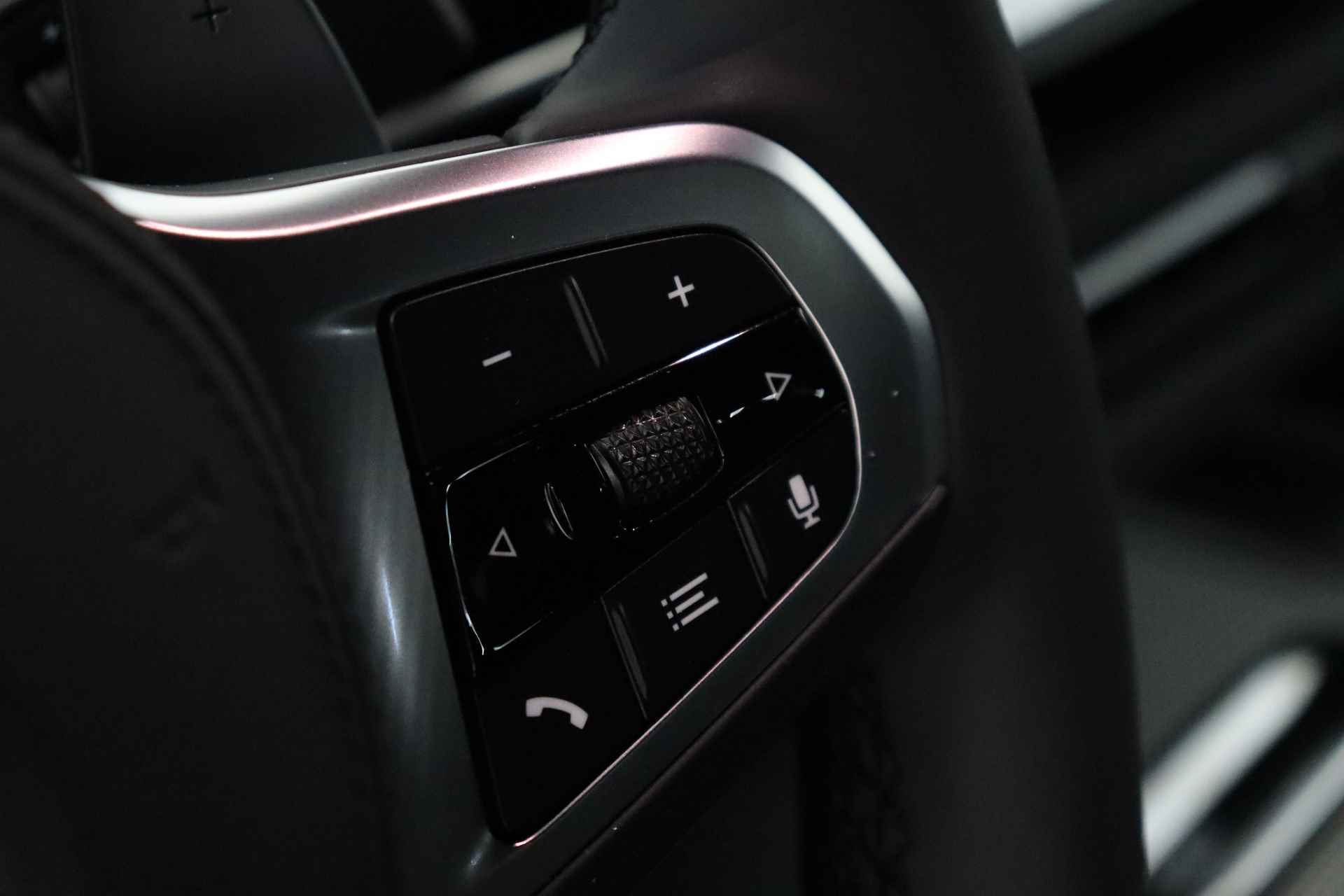 BMW Z4 Roadster sDrive20i High Executive M Sport Automaat / M Sportstoelen / Adaptieve LED / Active Cruise Control / M Sportonderstel / Harman Kardon / Parking Assistant - 22/62