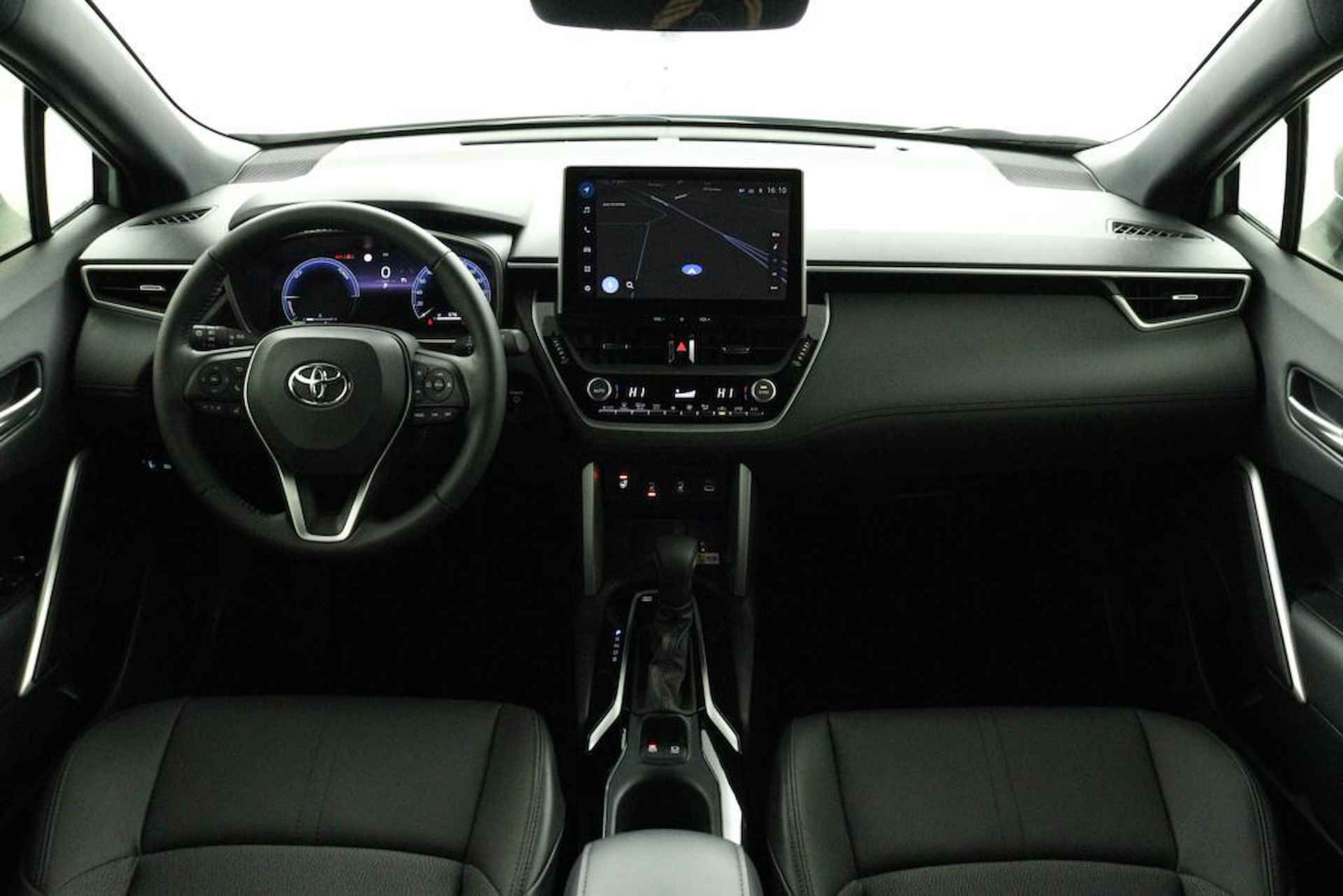 Toyota Corolla Cross Hybrid 140 Style | Stoel/Stuurverwarming | Parkeersensoren | Elektrische Achterklep | Navigatie | Apple Carplay/Android Auto | - 4/48