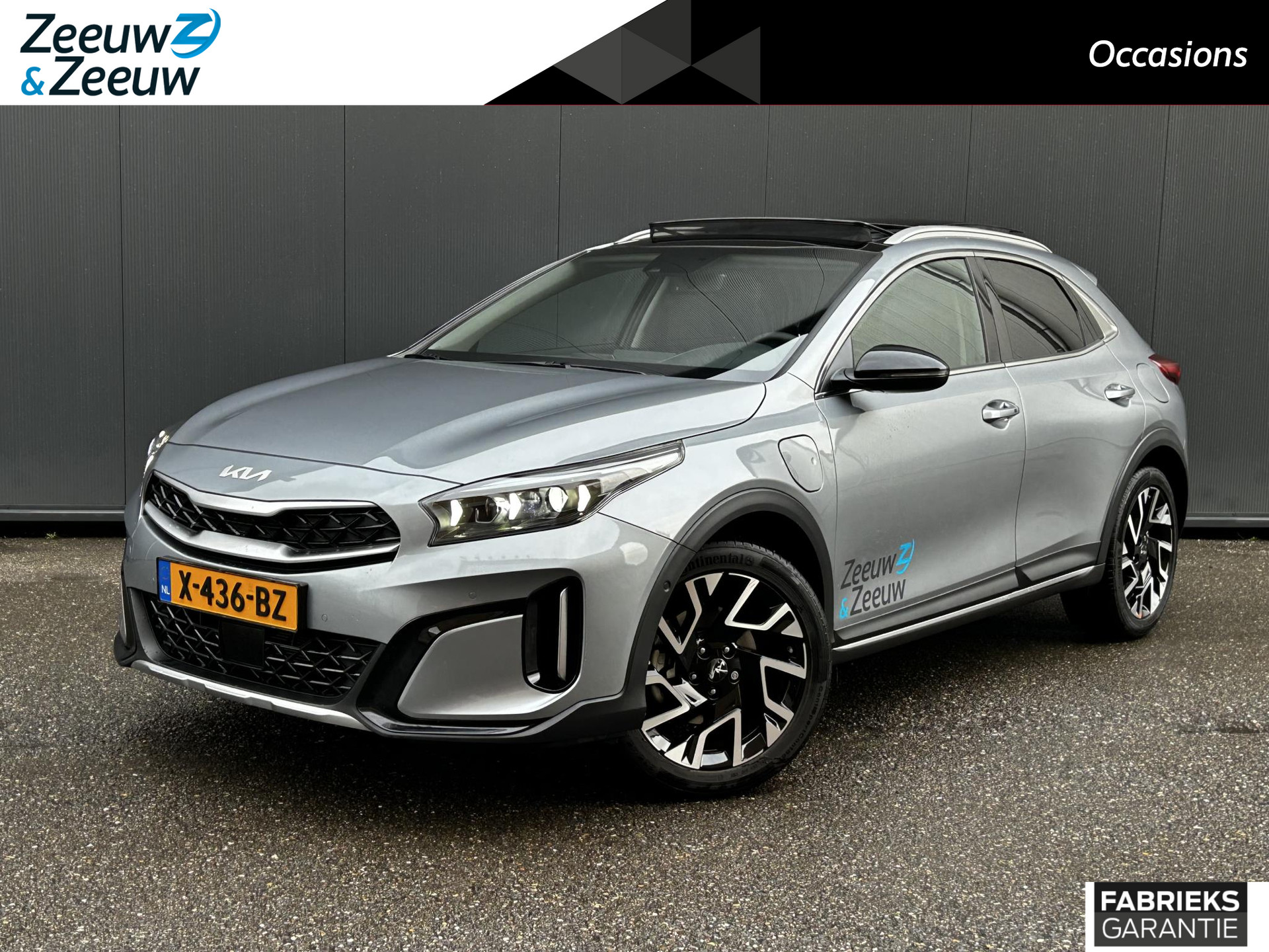 Kia XCeed 1.6 GDi PHEV ExecutiveLine Navi | Bluetooth | Camera | Climate & (adaptieve) cruise control | Keyless entry & start | Metallic lak |  Schuifkantel dak|  Fabrieksgarantie 17-10-2029