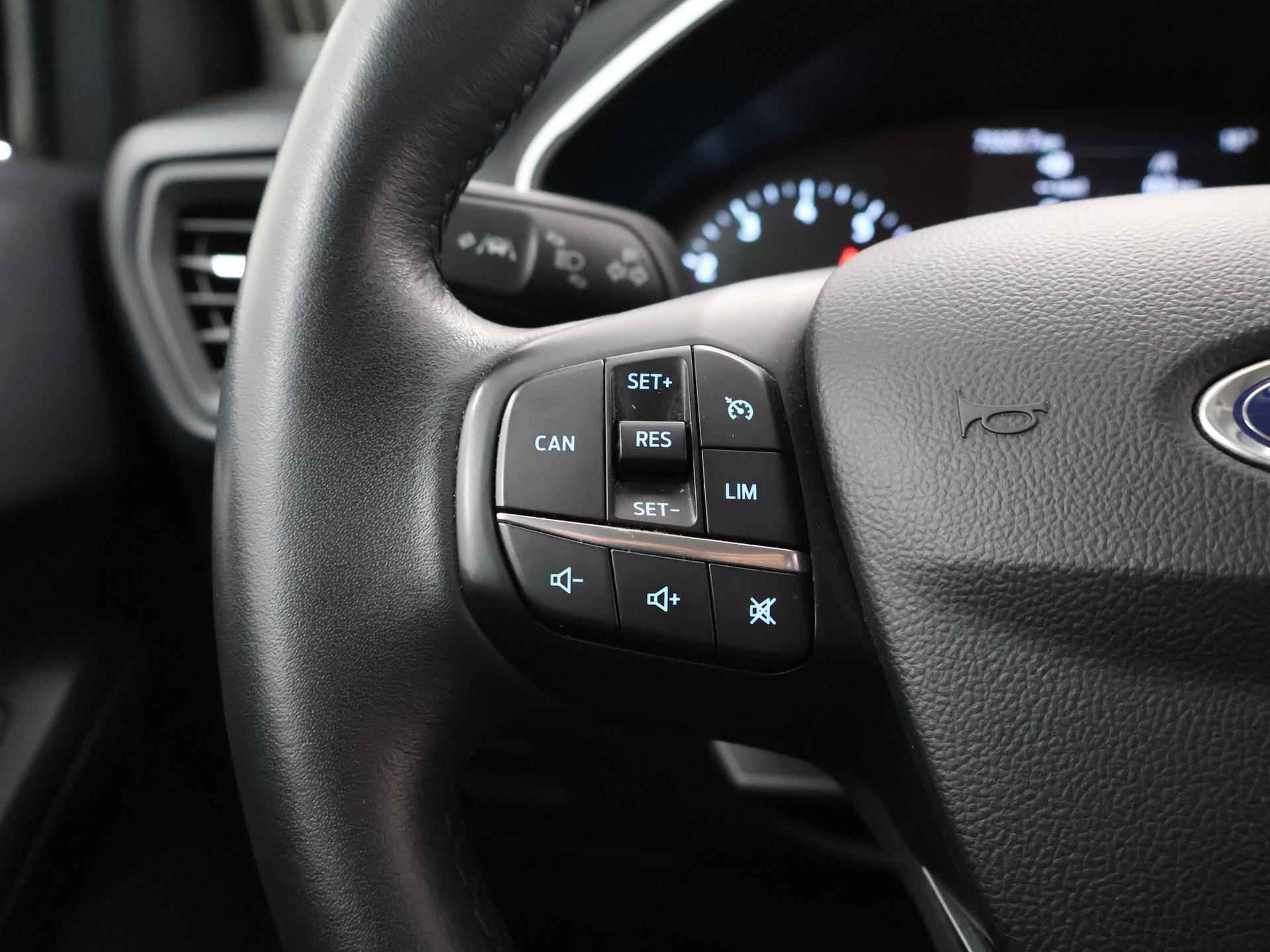 Ford Focus Wagon 1.0 EcoBoost Titanium Business | B&O Premium Audio | Elekt. Achterklep | Climate Control | Navigatie | - 32/40