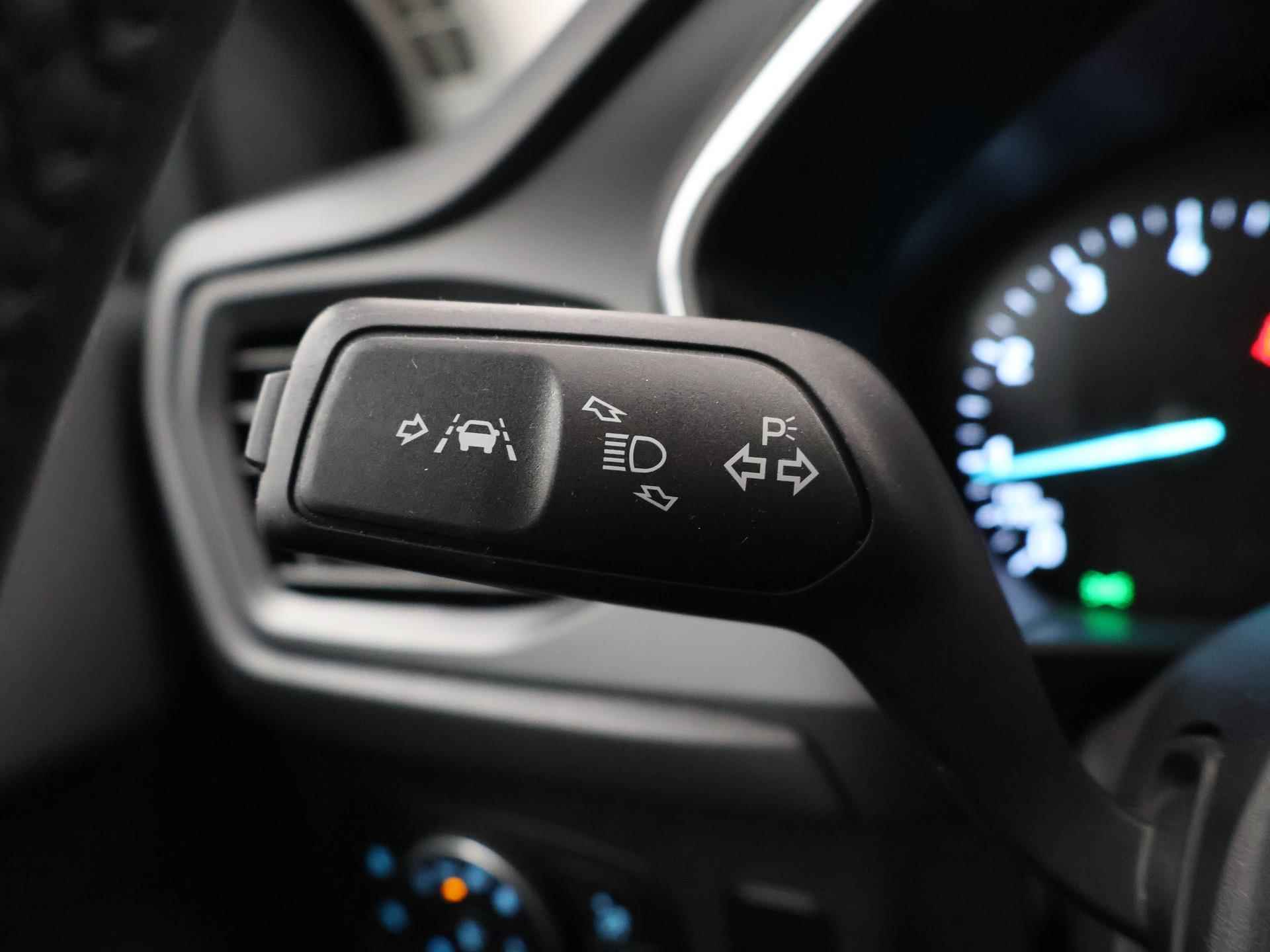 Ford Focus Wagon 1.0 EcoBoost Titanium Business | B&O Premium Audio | Elekt. Achterklep | Climate Control | Navigatie | - 33/40