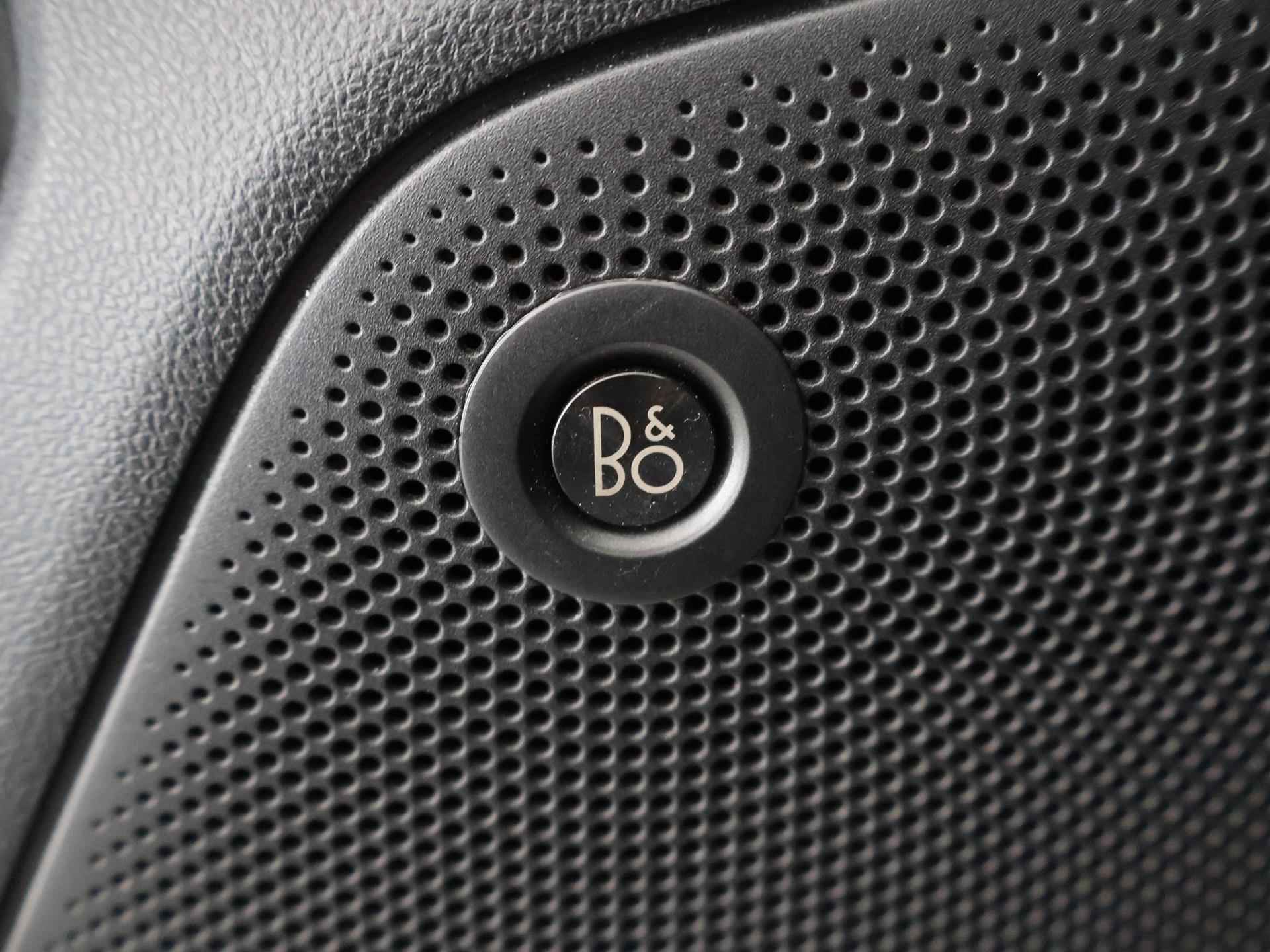 Ford Focus Wagon 1.0 EcoBoost Titanium Business | B&O Premium Audio | Elekt. Achterklep | Climate Control | Navigatie | - 36/40