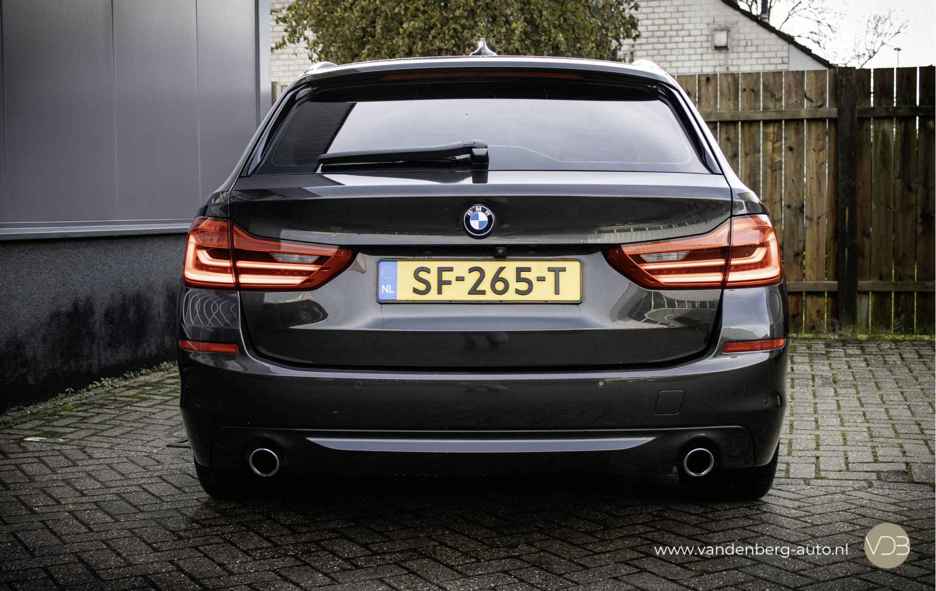 BMW 5 Serie Touring 520i Executive Leer 20inch Origineel NL - 3/16