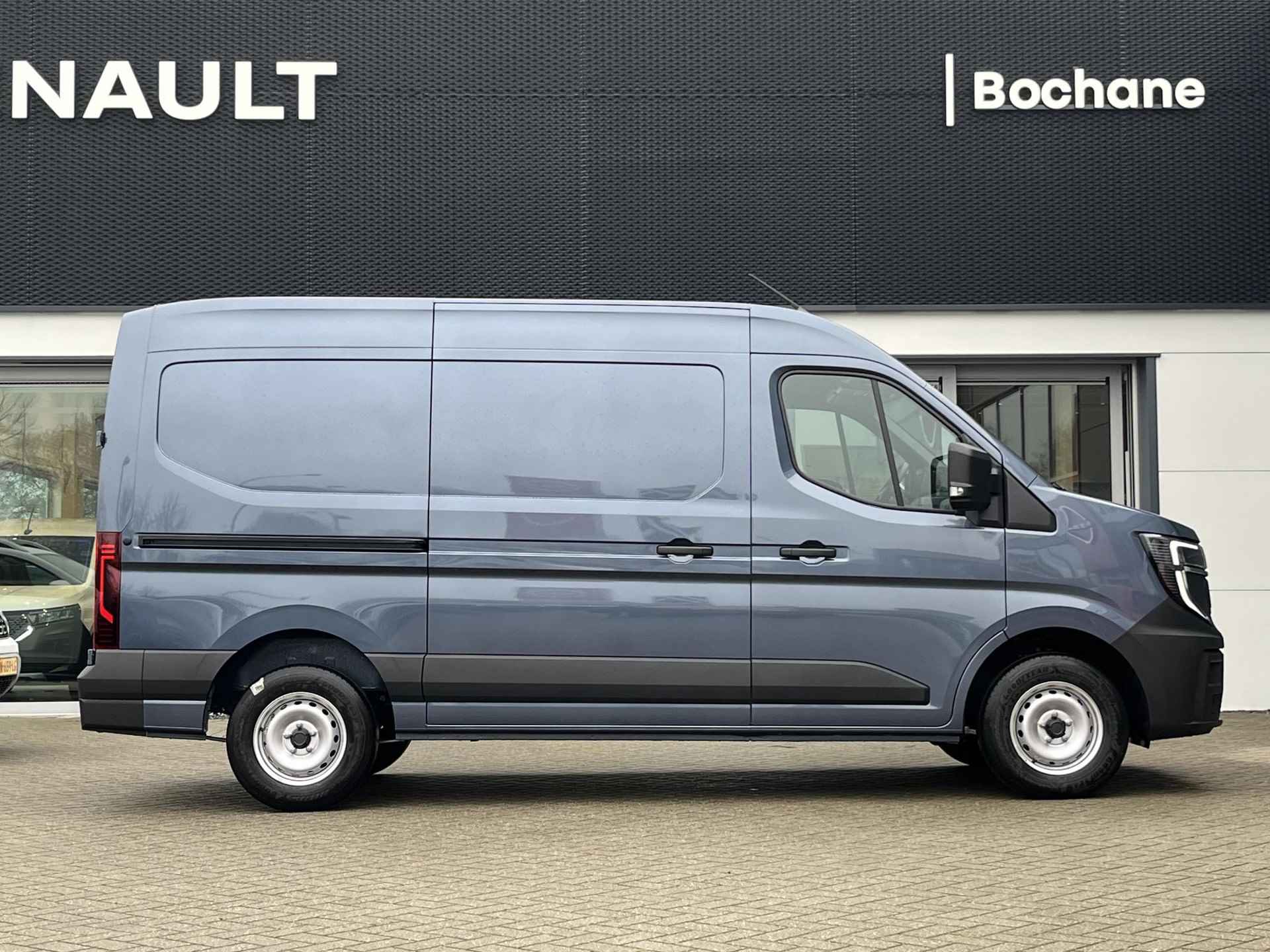 Renault Master T35 2.0 dCi 130 L2H2 Start Blue Gris | - 4/28