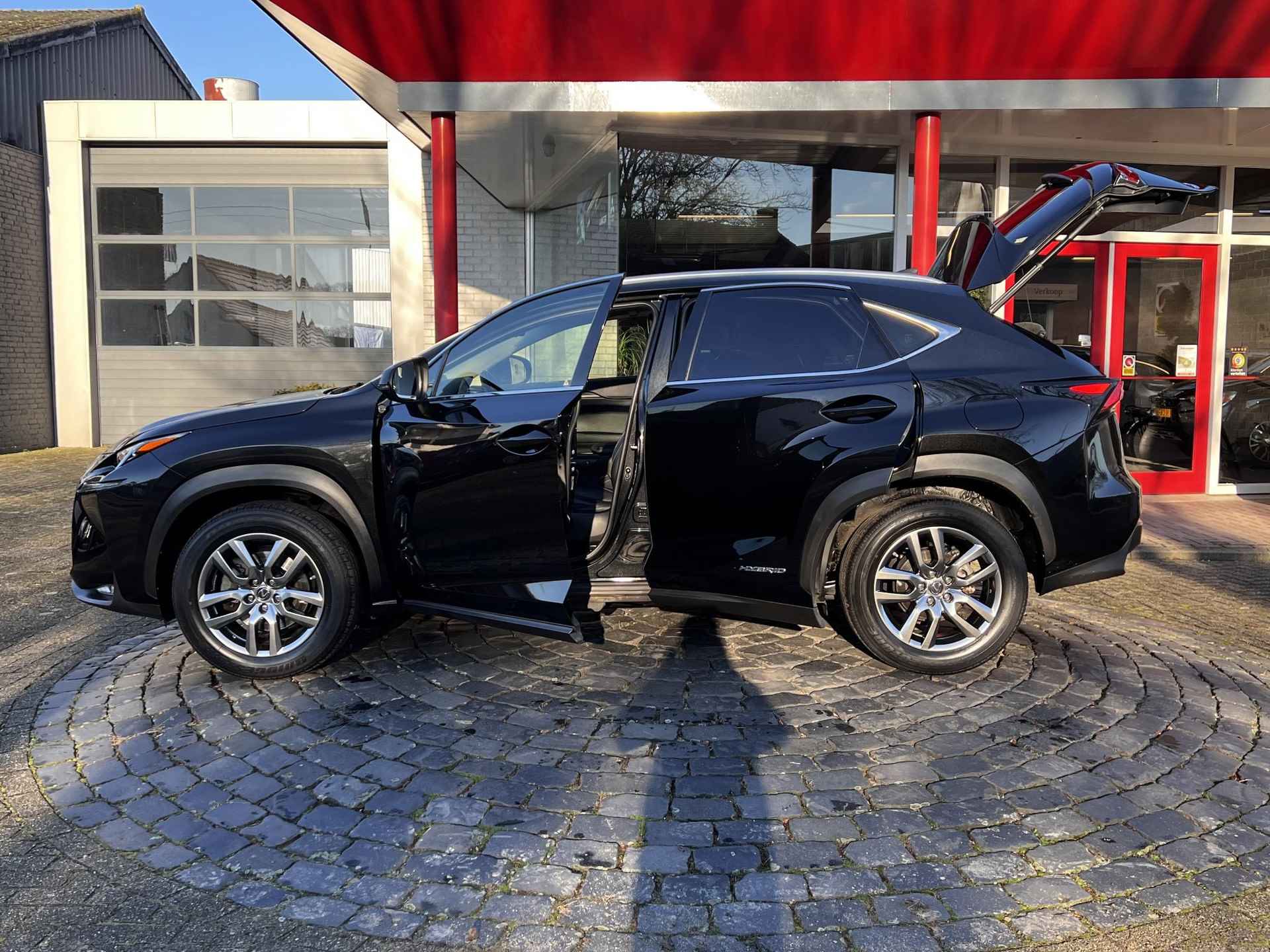 Lexus NX 300h AWD Luxury Line | Dealer onder. | Adap.Cruise | Schuif\Kanteldak | Leder | All-in rijklaarprijs - 25/48