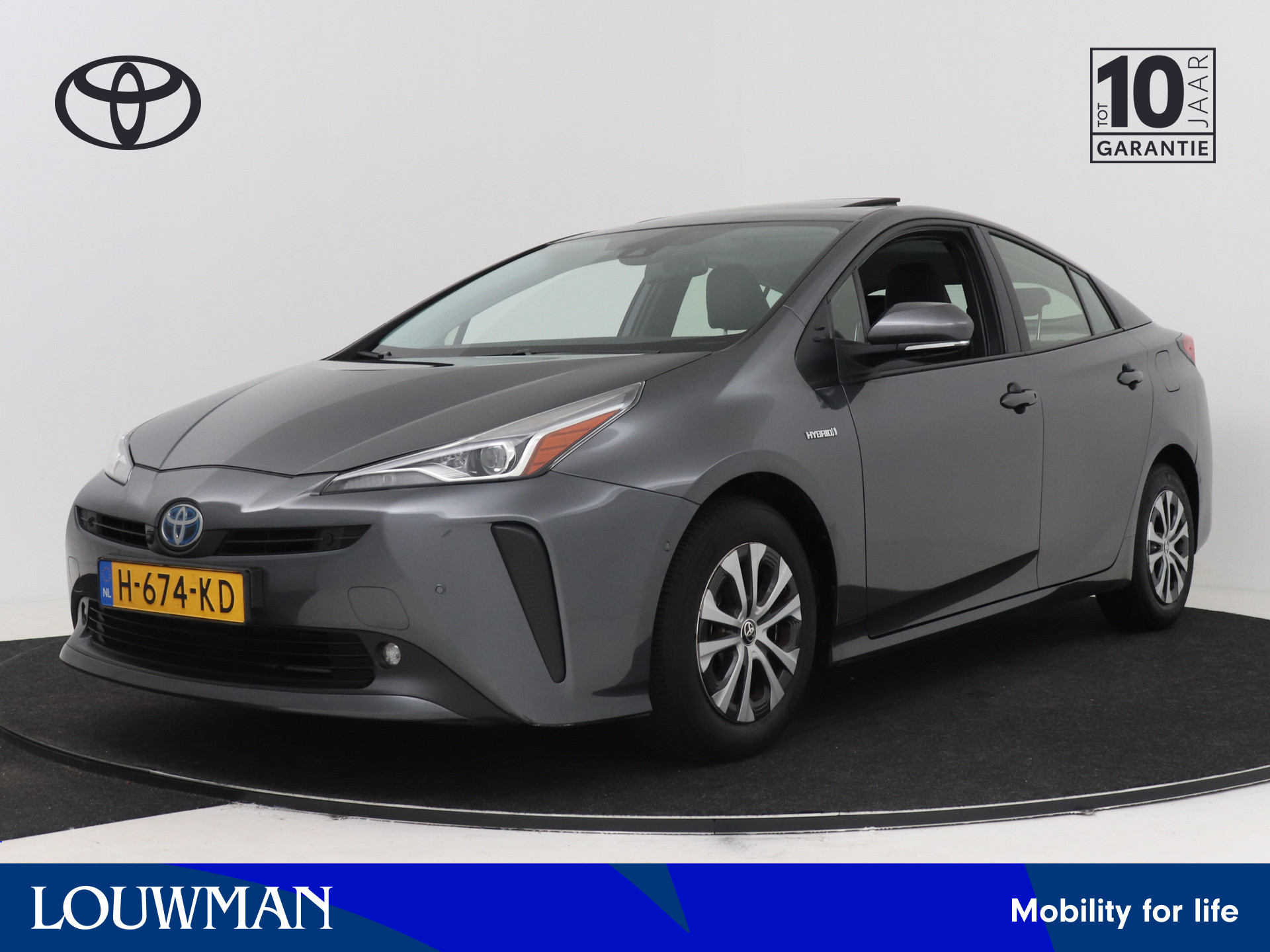 Toyota Prius 1.8 Executive | JBL | Navigatie | Parkeersensoren | LM velgen | Stoelverwarming | Head up Display | Schuif/kanteldak |