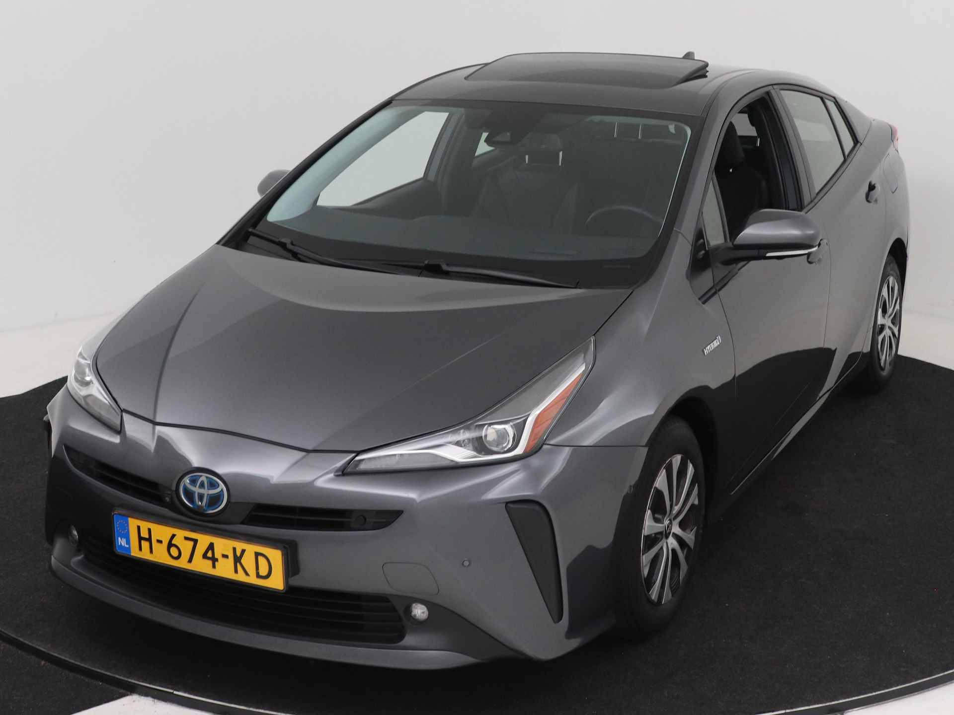 Toyota Prius 1.8 Executive | JBL | Navigatie | Parkeersensoren | LM velgen | Stoelverwarming | Head up Display | Schuif/kanteldak | - 26/43