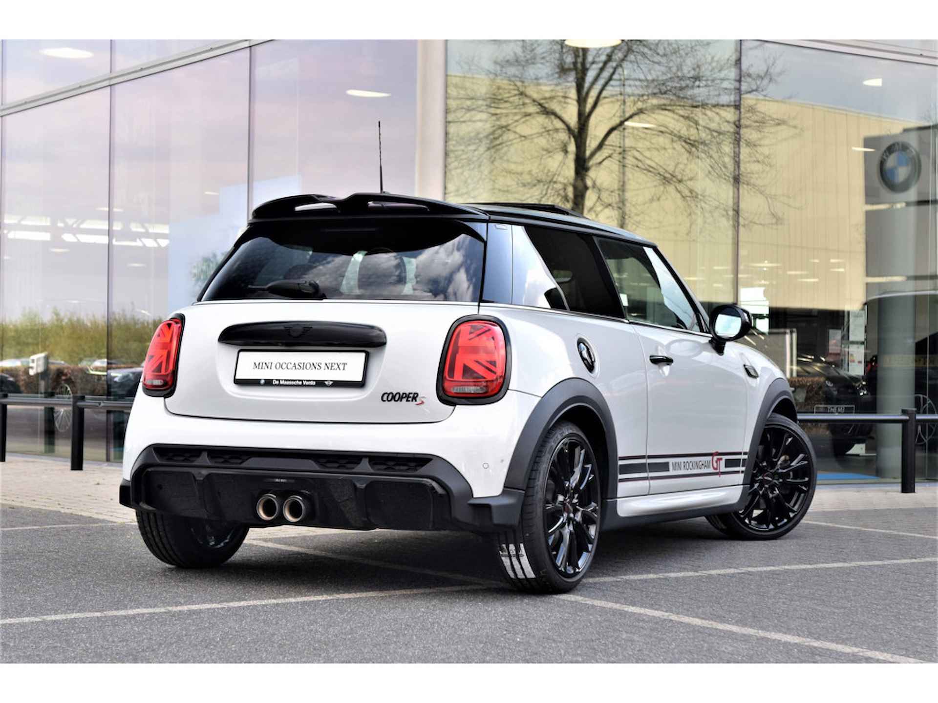 MINI Cooper S Rockingham GT Edition / Panoramadak / Harman Kardon / Comfort Acces / Head up Display / 18"LM velgen - 9/32