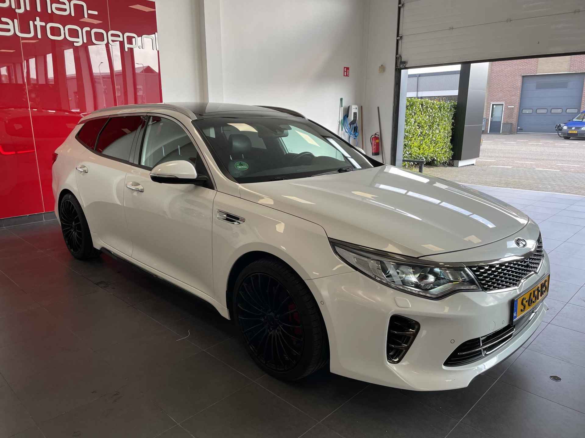 Kia Optima Sportswagon 2.0 T-GDi GT benzine 245PK! 360" camera, Harman Kardon Full option. - 26/36